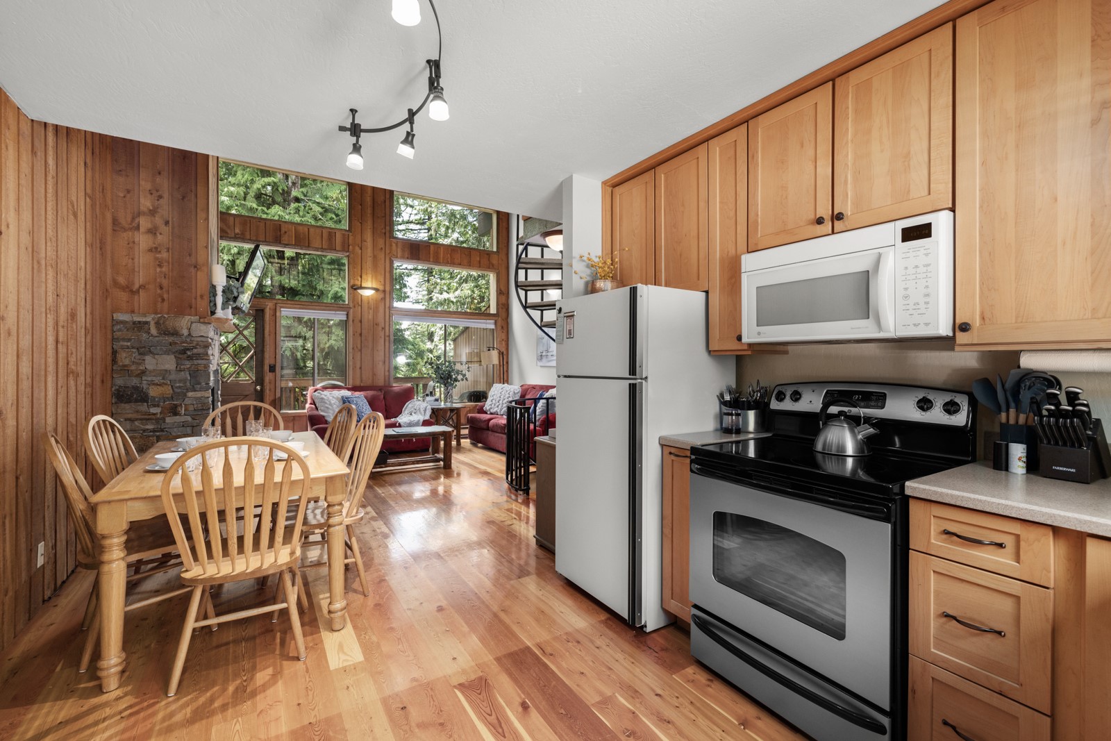 60 Limber Pine 60 Property Photo 4