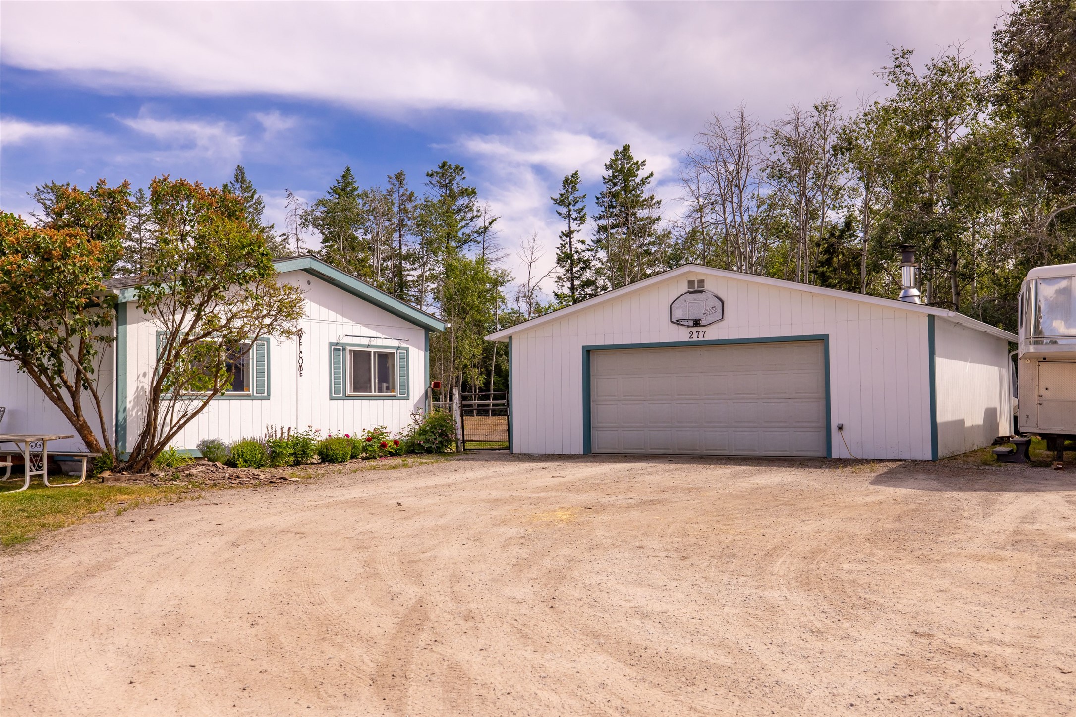 277 Caroline Road Property Photo 4