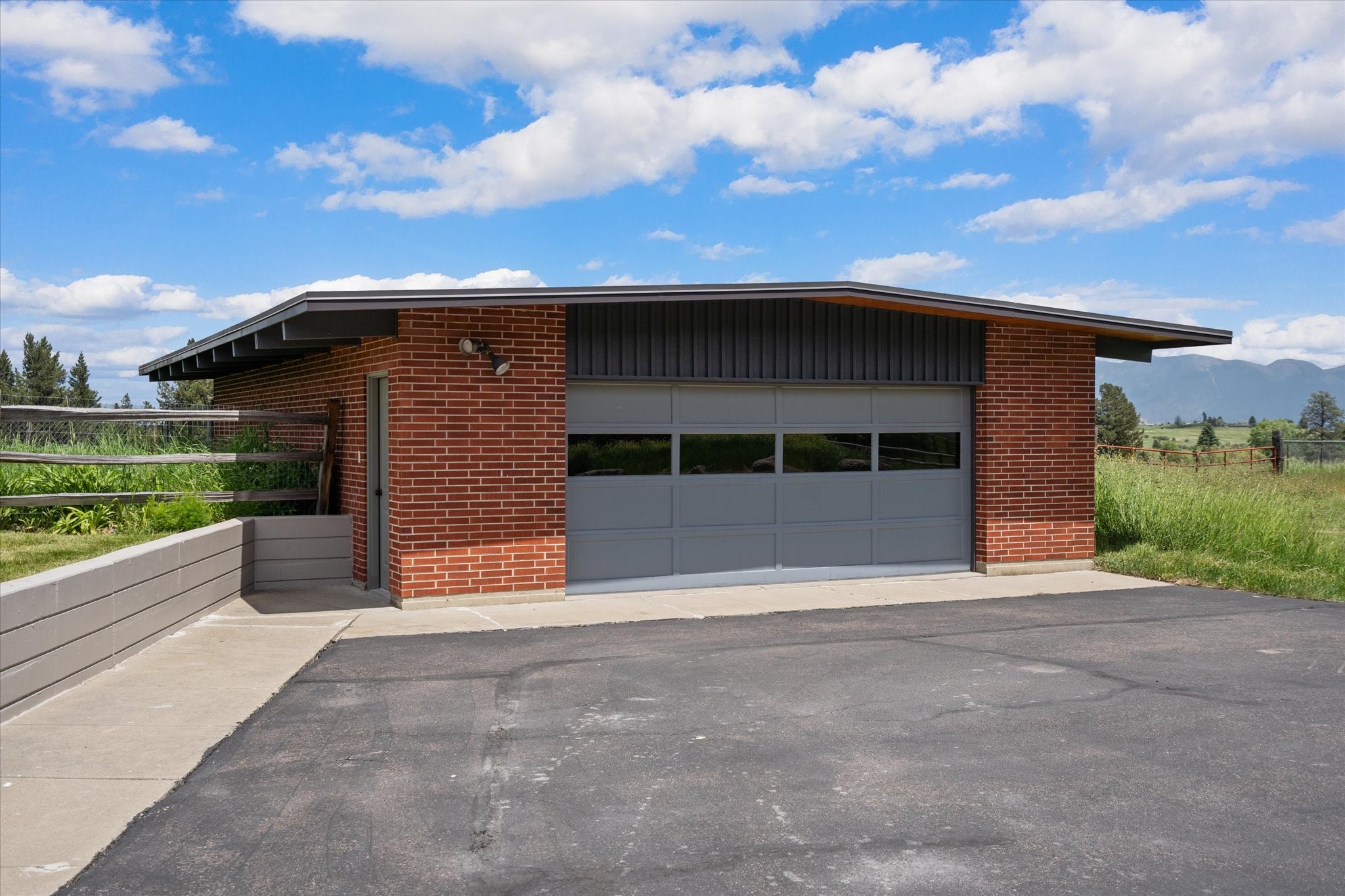 1695 Whalebone Drive Property Photo 36