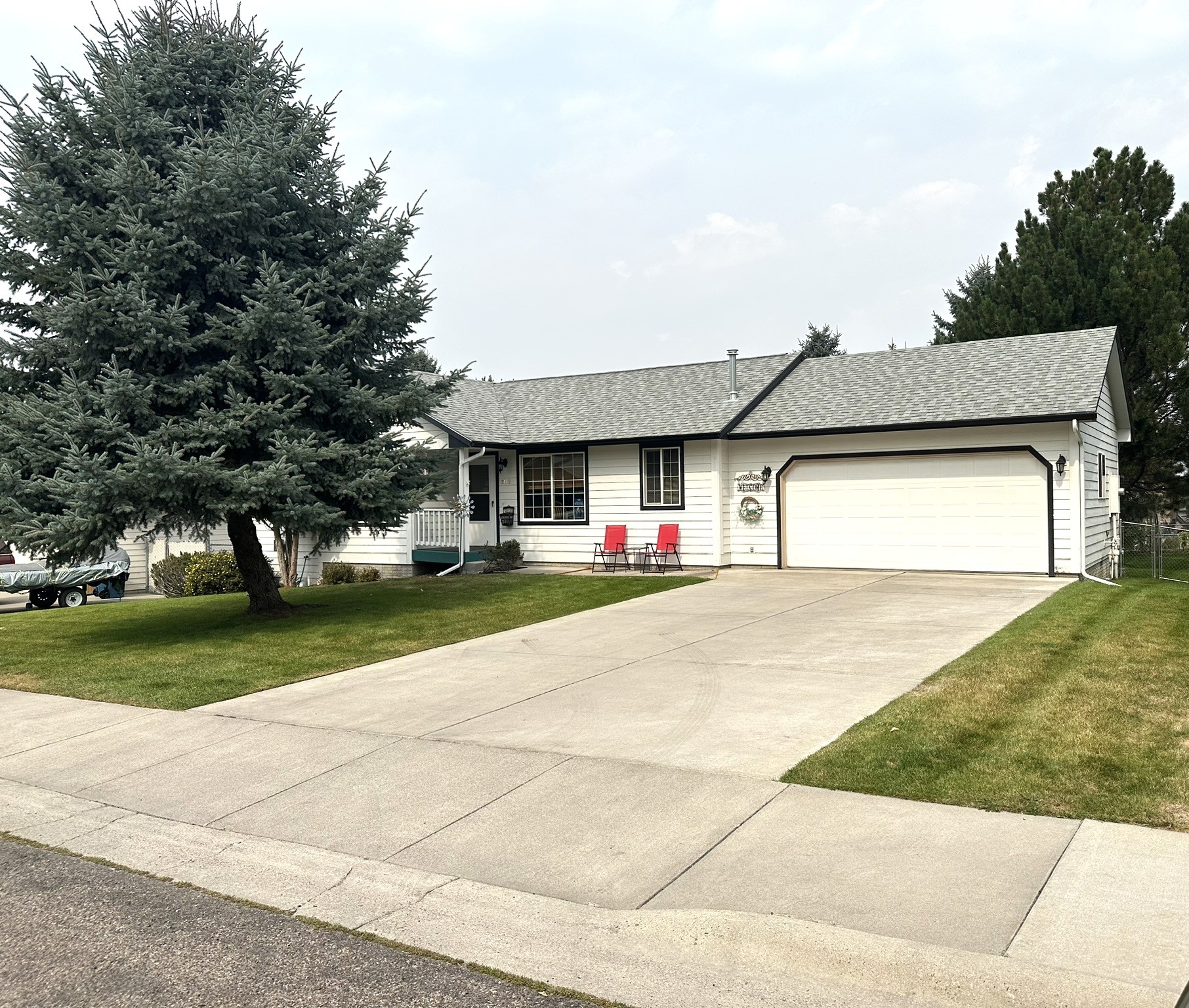2412 Garland Drive Property Photo 3