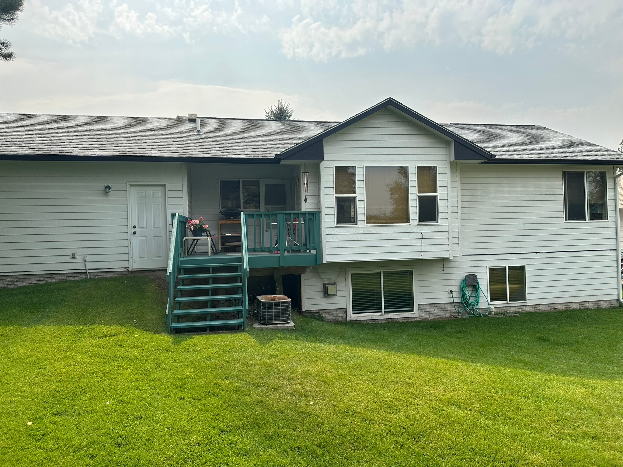 2412 Garland Drive Property Photo 9