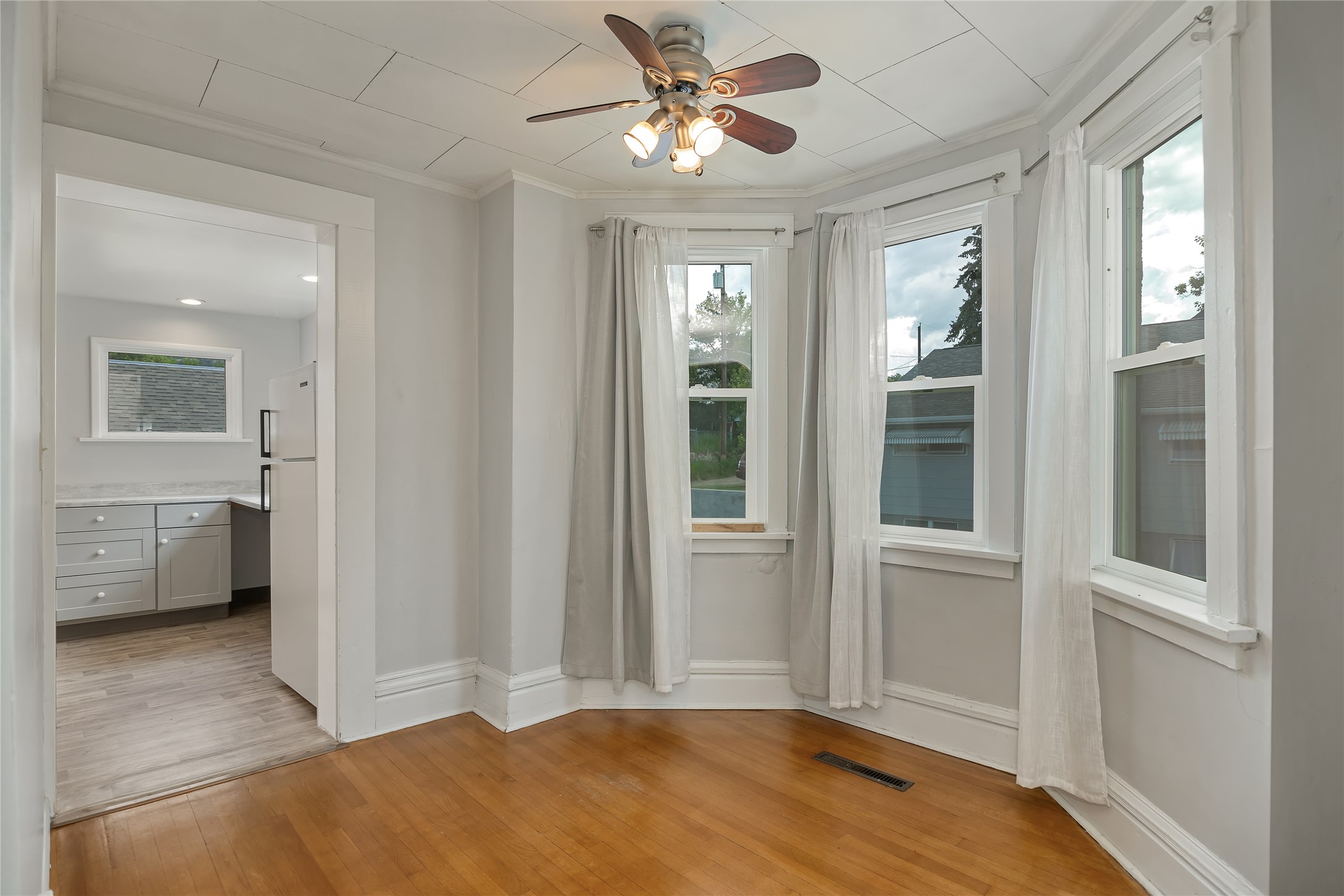 541 5th Avenue Property Photo 11