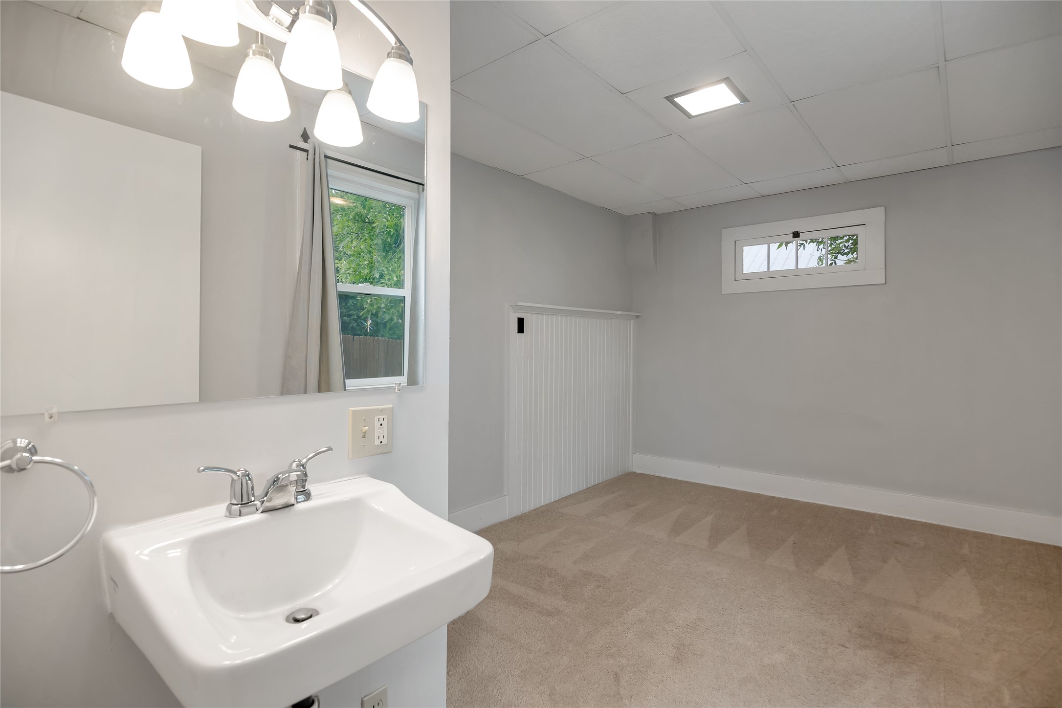 541 5th Avenue Property Photo 15