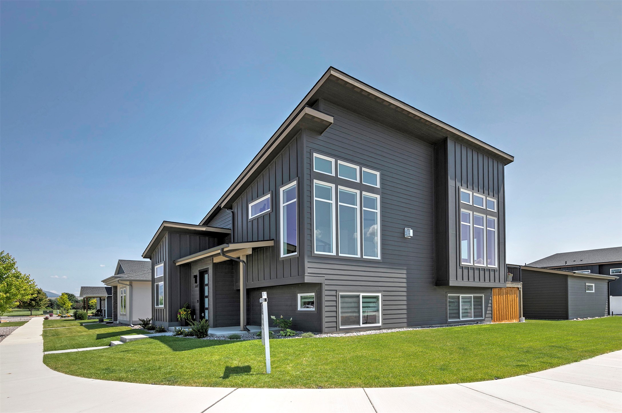 5497 Cattle Drive Property Photo 1