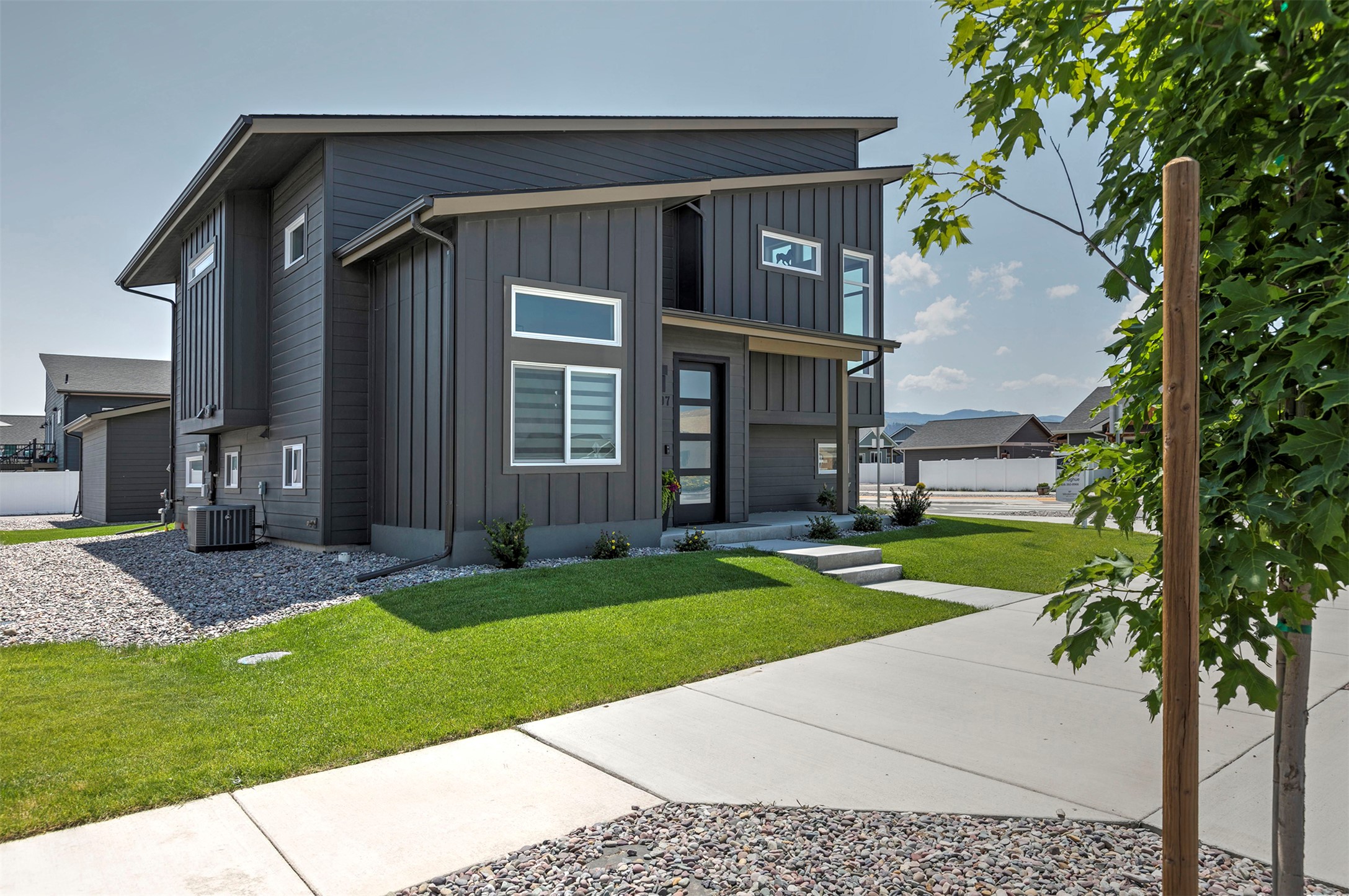 5497 Cattle Drive Property Photo 3