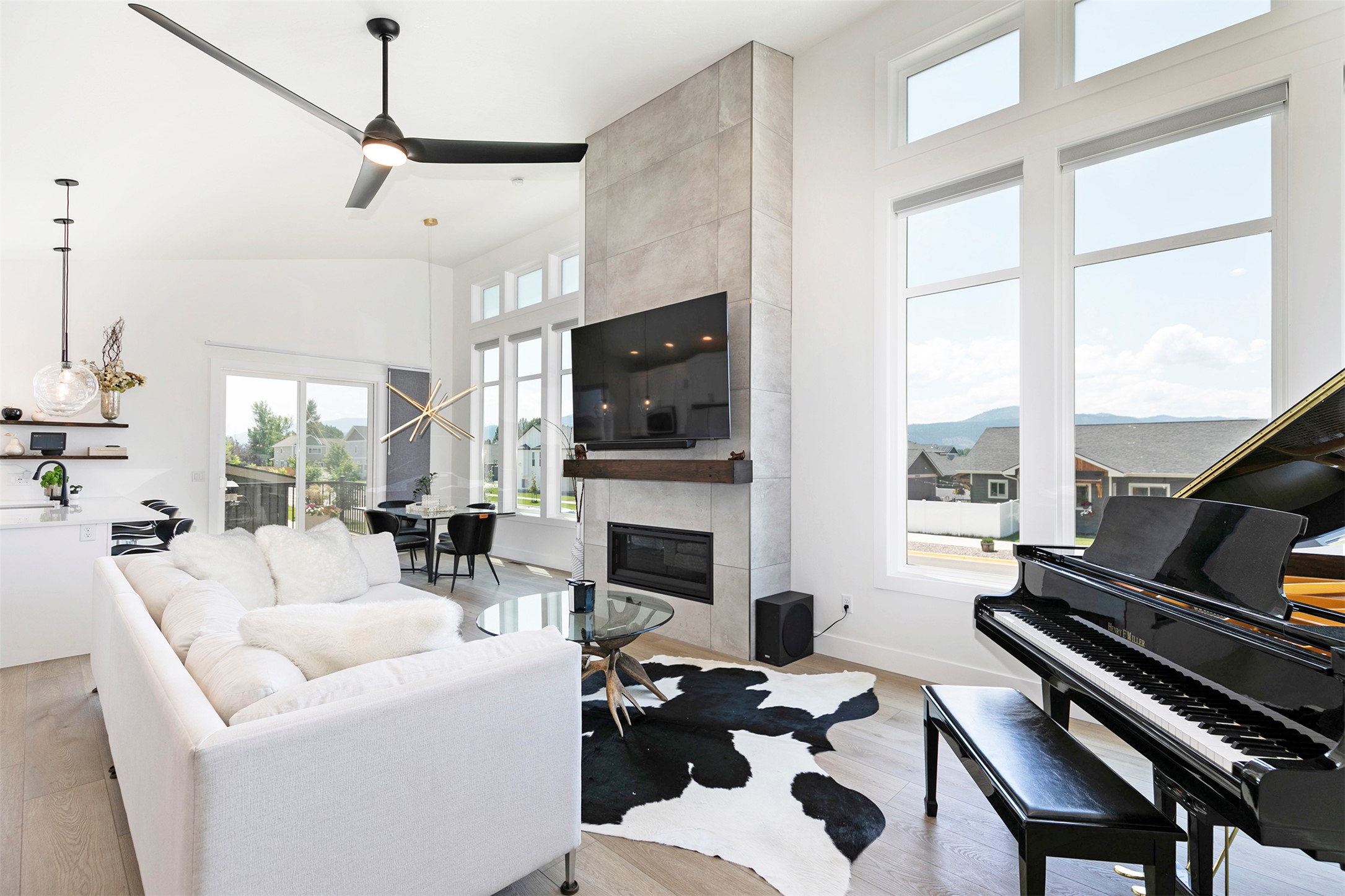 5497 Cattle Drive Property Photo 16