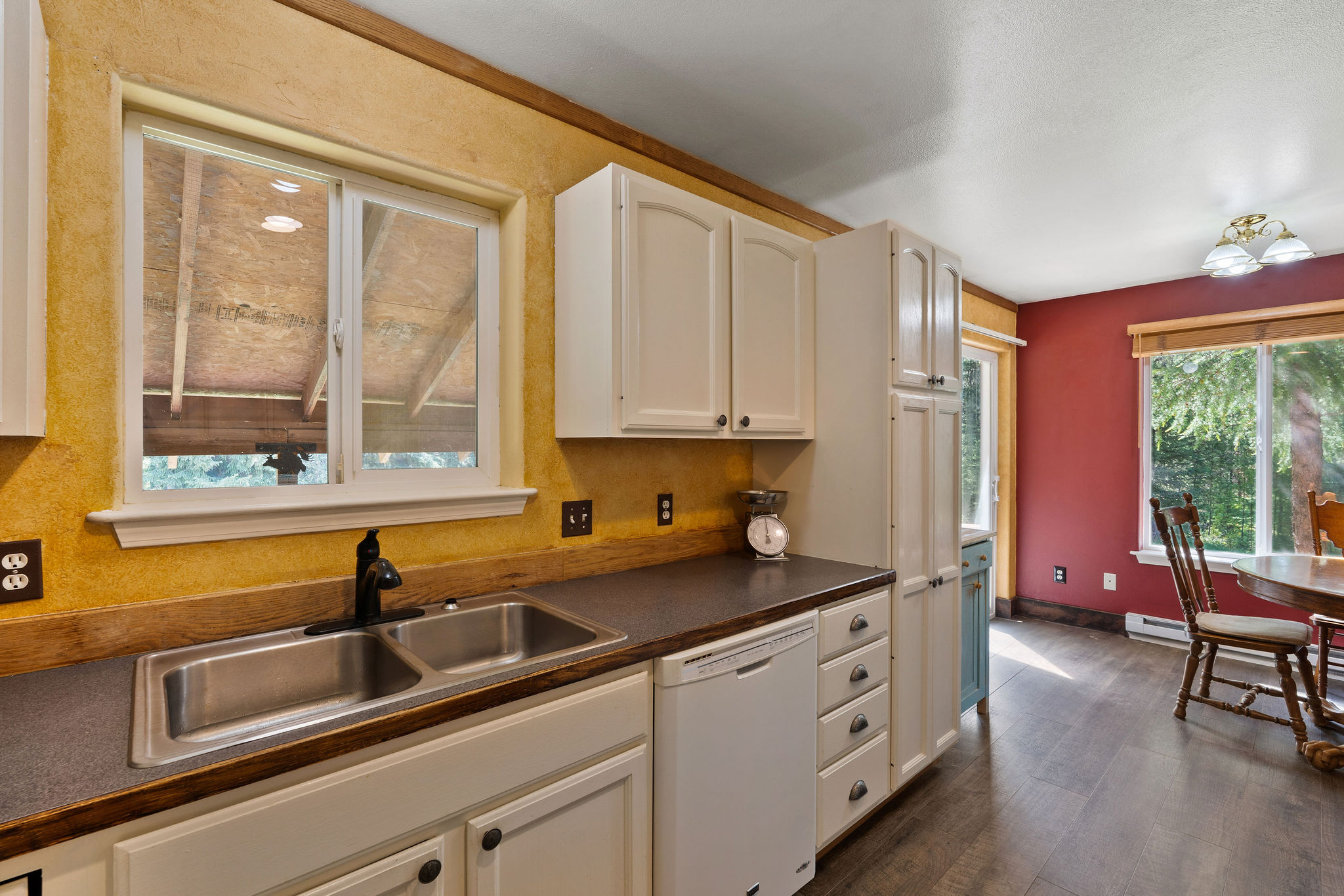 670 Potter Creek Road Property Photo 15