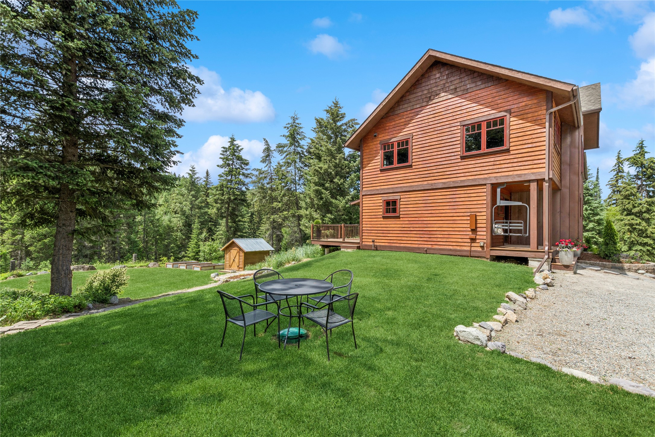 220 Cliff Creek Road Property Photo 7