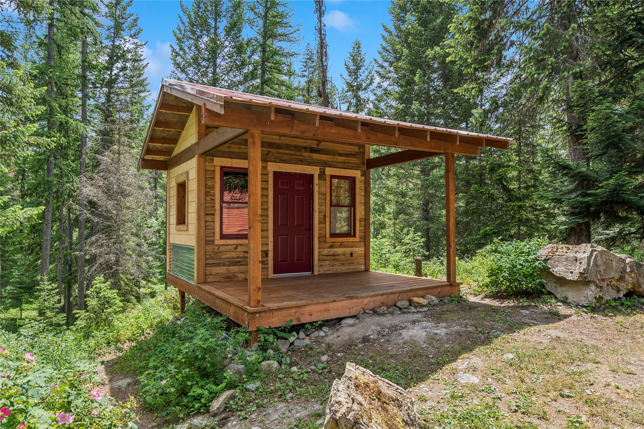220 Cliff Creek Road Property Photo 13