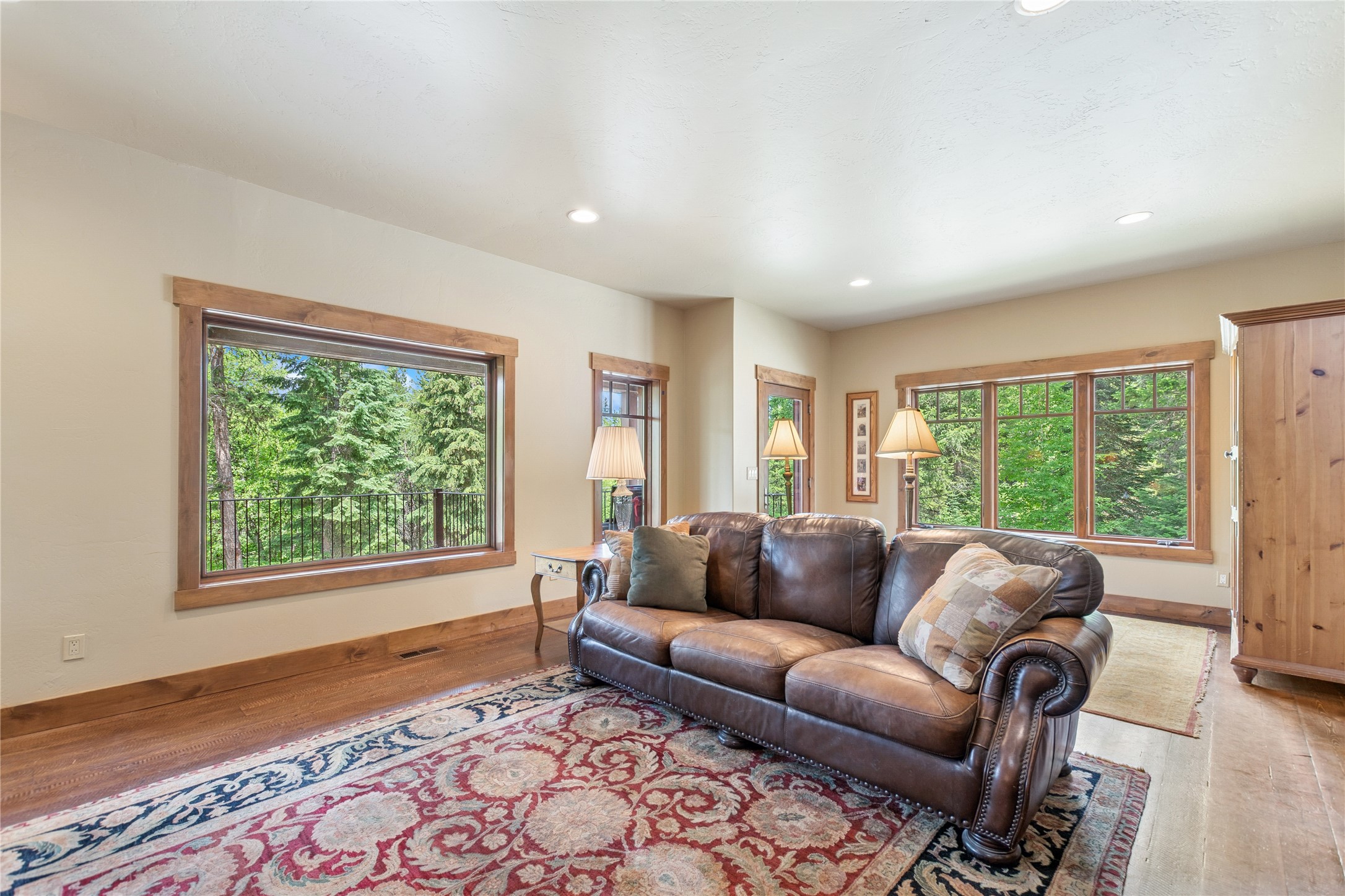 220 Cliff Creek Road Property Photo 16
