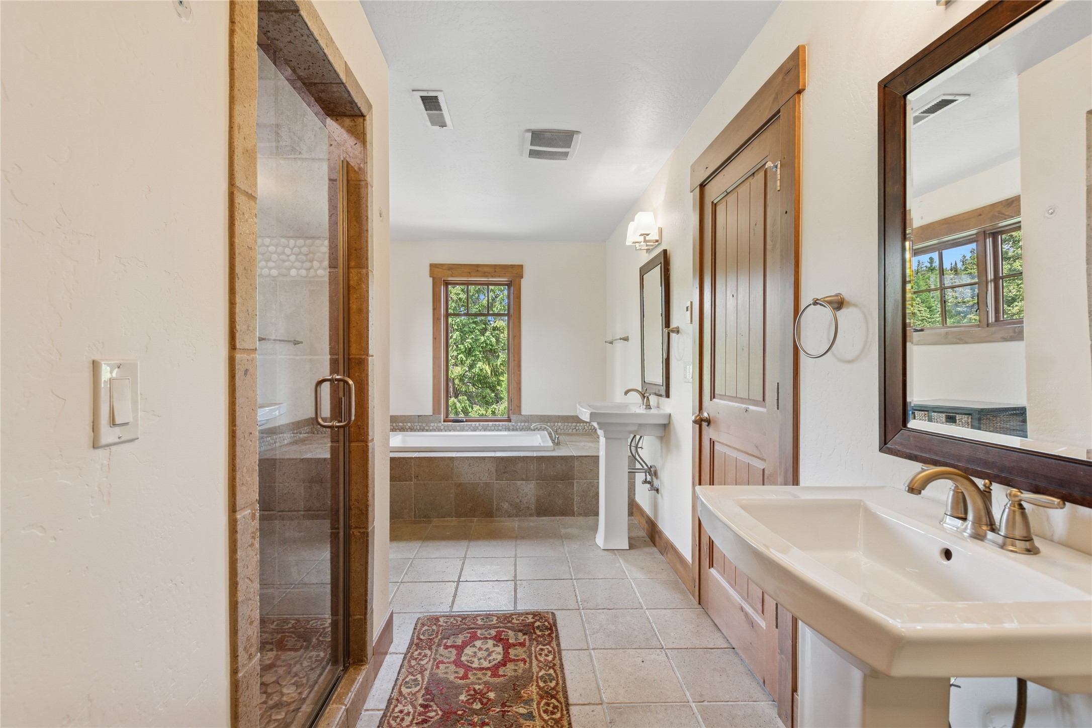 220 Cliff Creek Road Property Photo 38