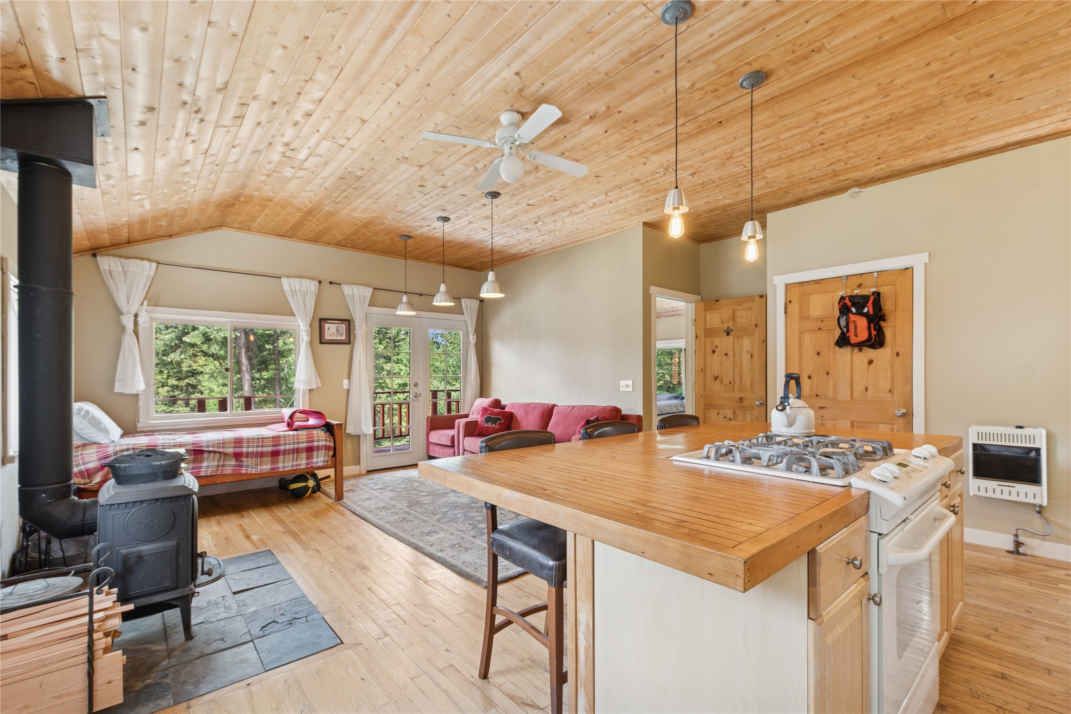 220 Cliff Creek Road Property Photo 51