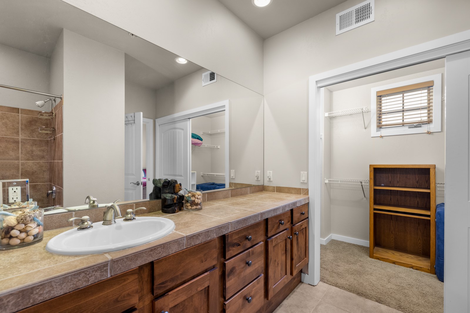 6203 Monterra Avenue H Property Photo 24