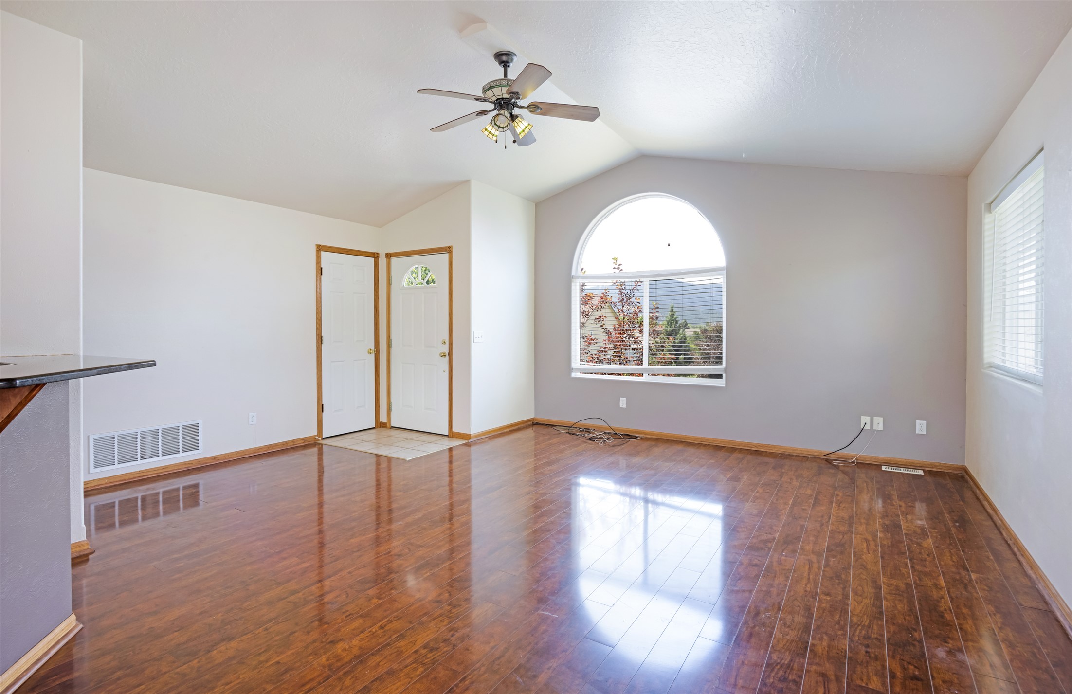 6610 Justin Court Property Photo 7