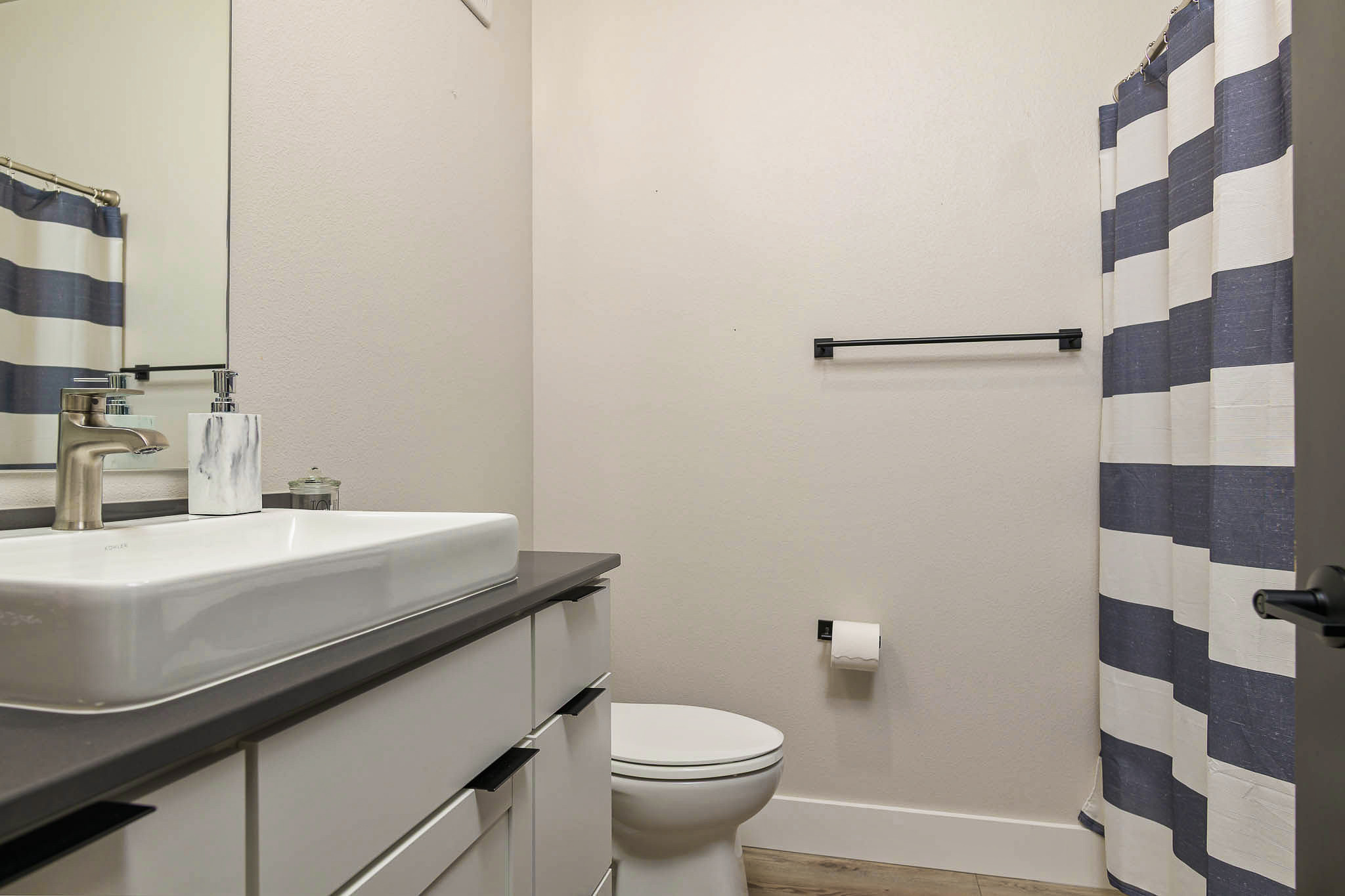 6170 Elysian Road 103-203 Property Photo 10