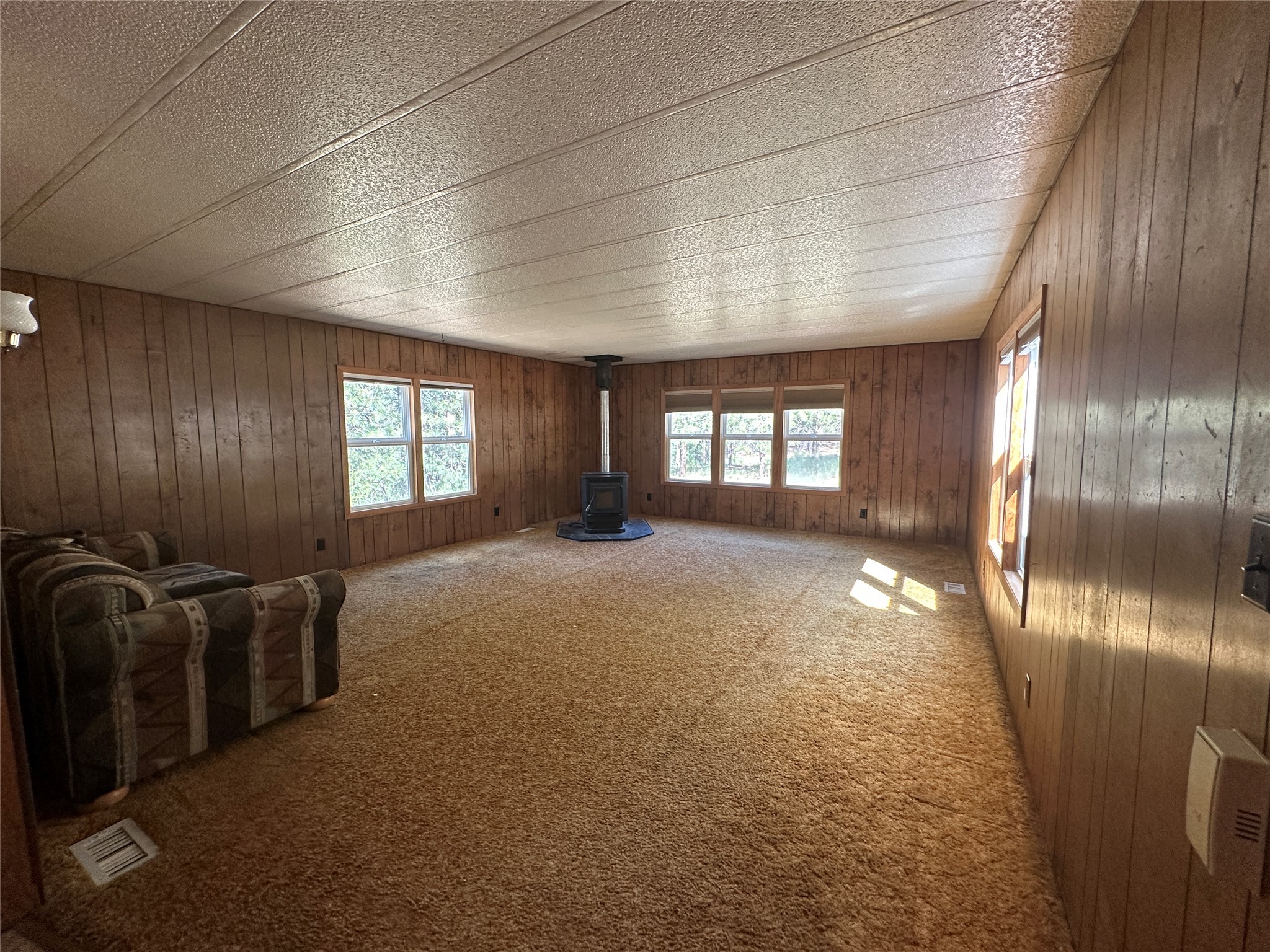 16265 Highway 10 E Property Photo 17