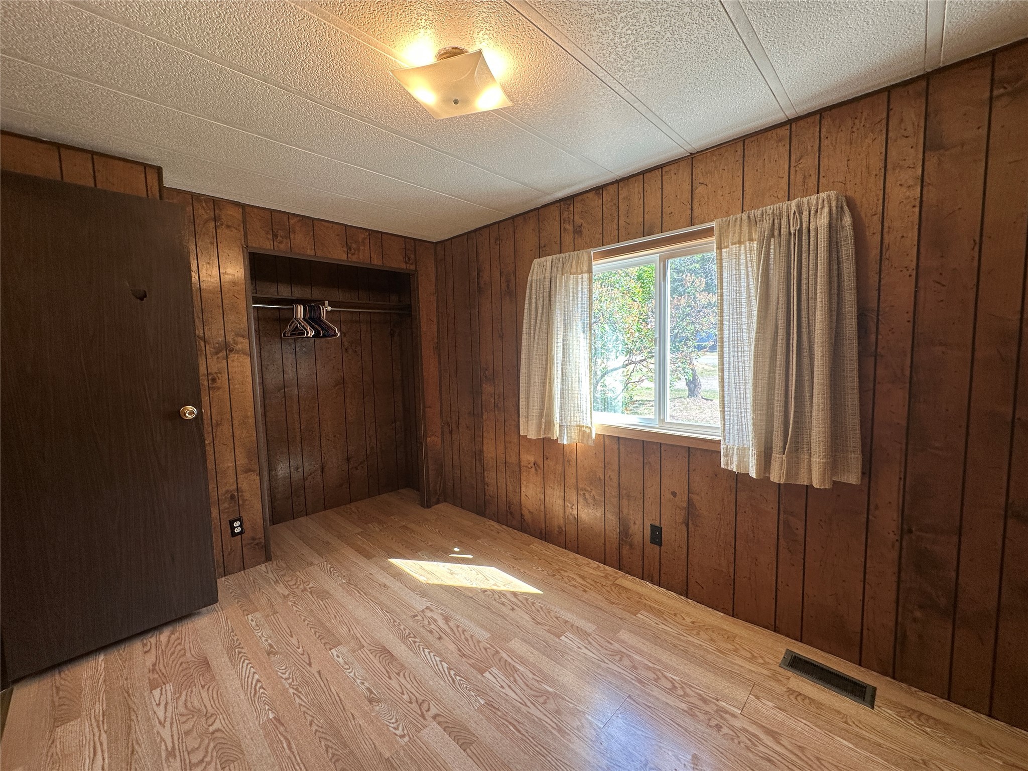 16265 Highway 10 E Property Photo 28