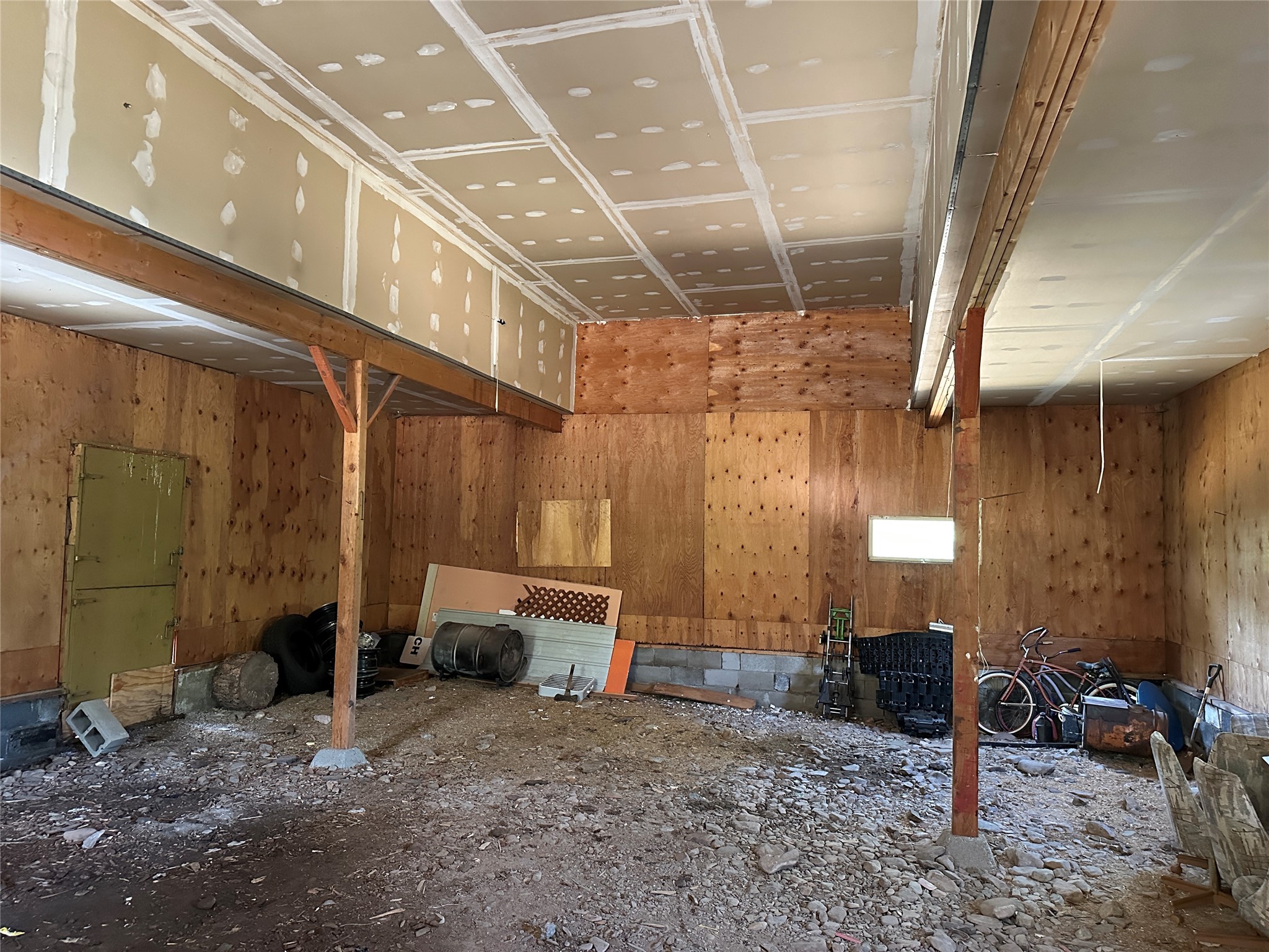 16265 Highway 10 E Property Photo 42