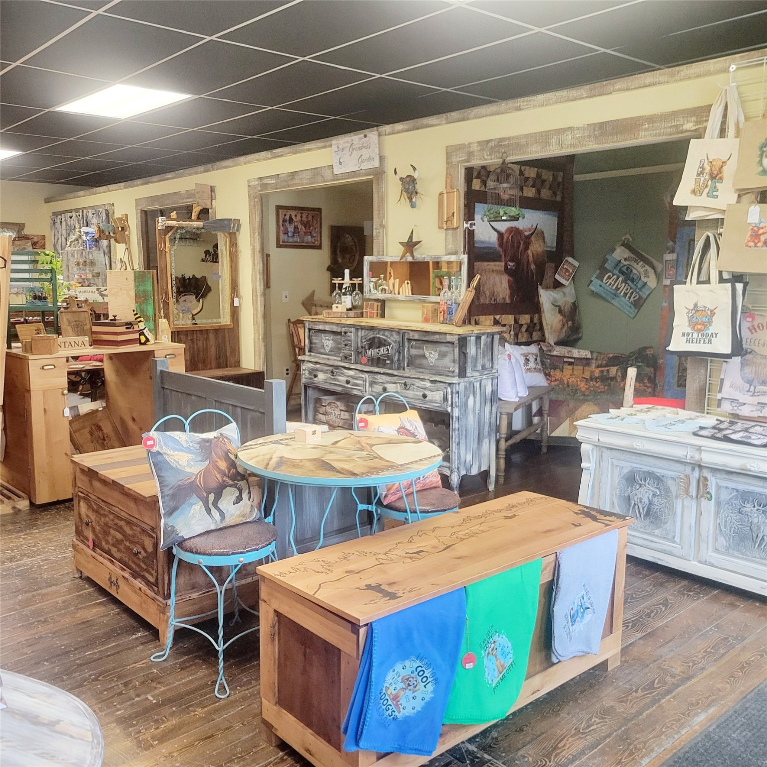 406 Main Street Property Photo 4