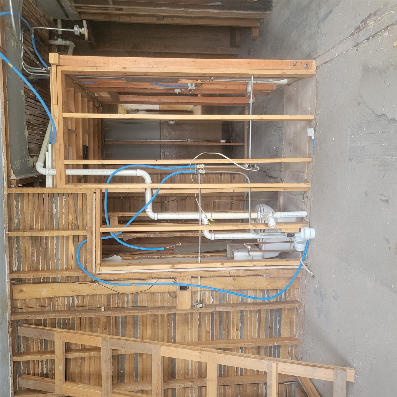 406 Main Street Property Photo 14