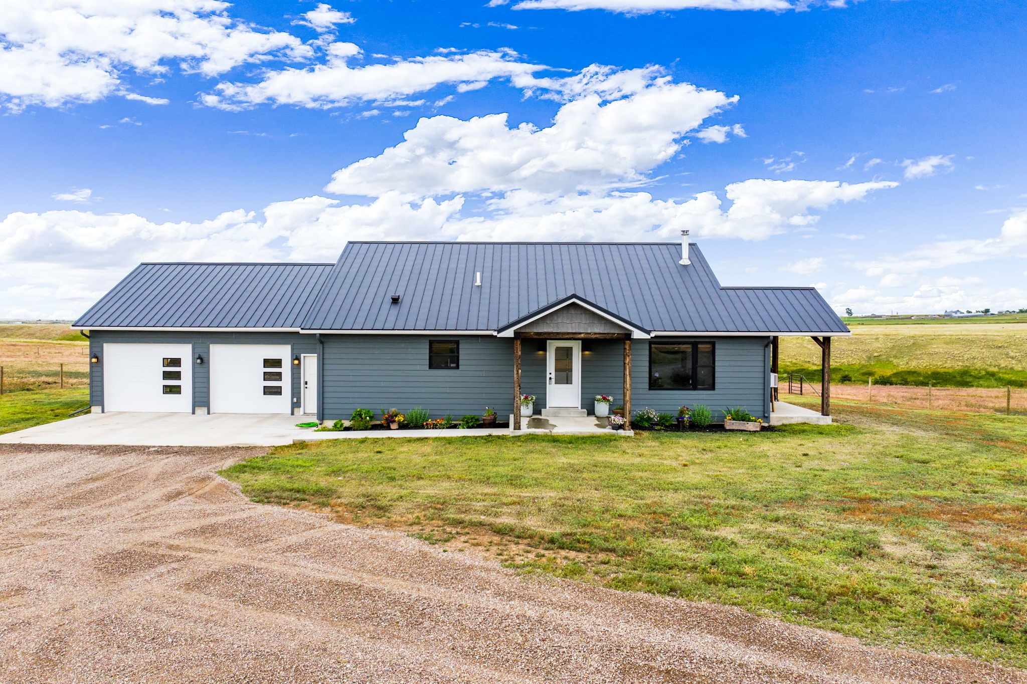 44 Kamloops Road Property Photo