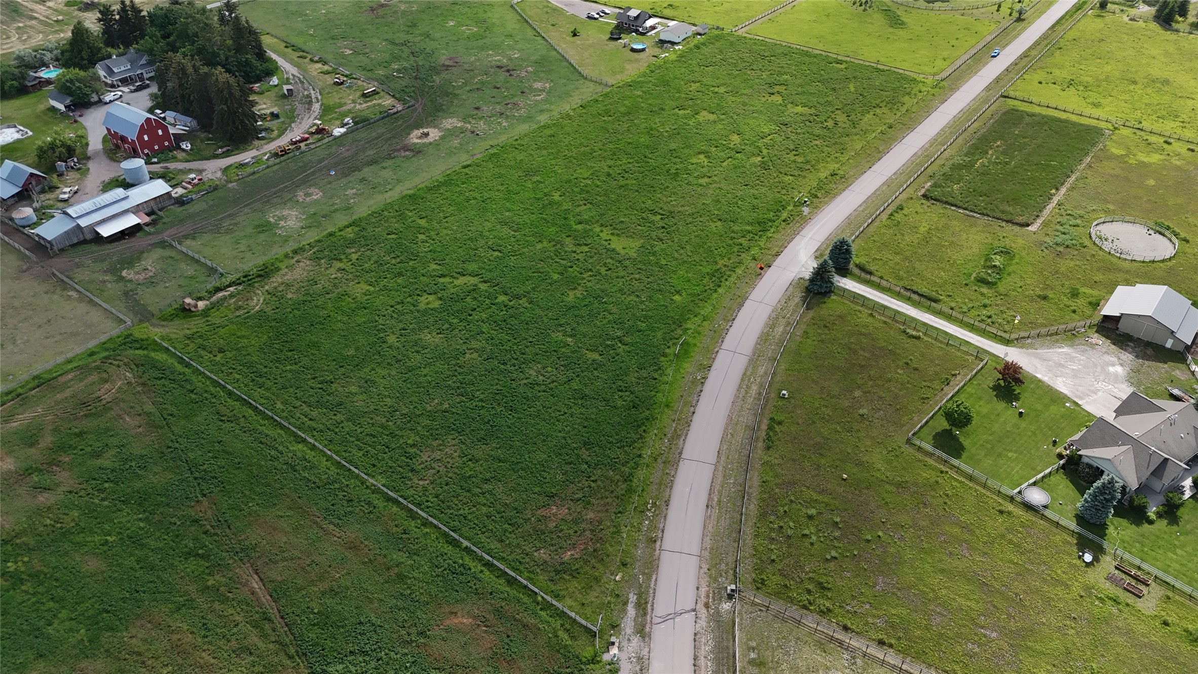 147 Farmland Acres Drive Property Photo 6