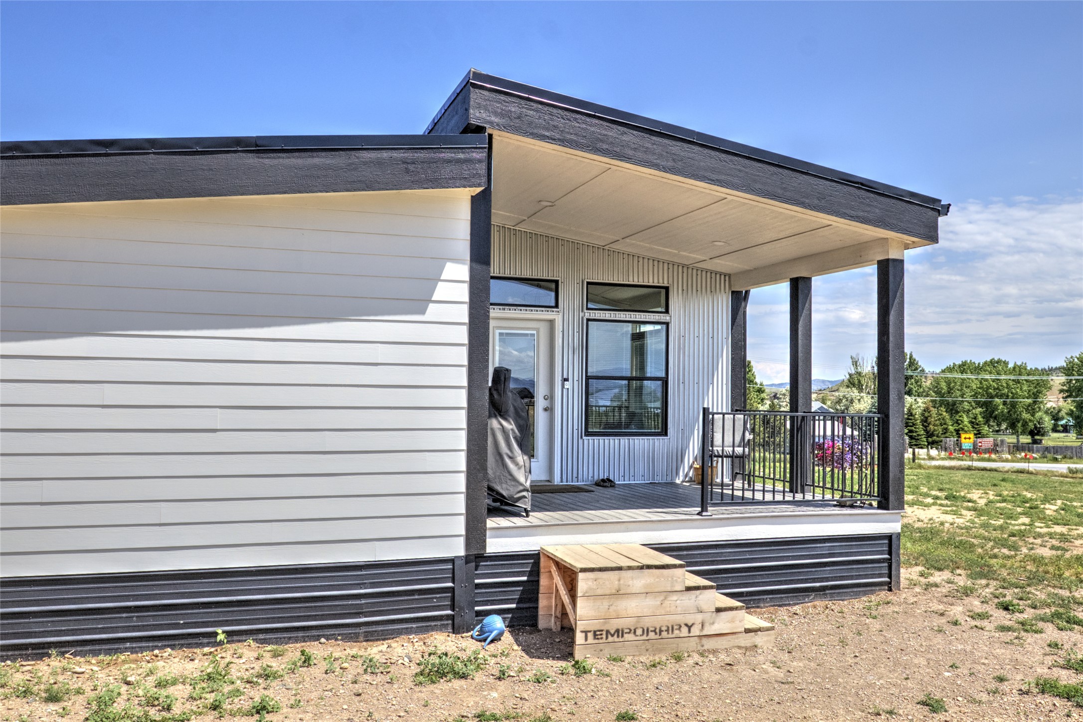 5610 Hauser Damn Road Property Photo 3