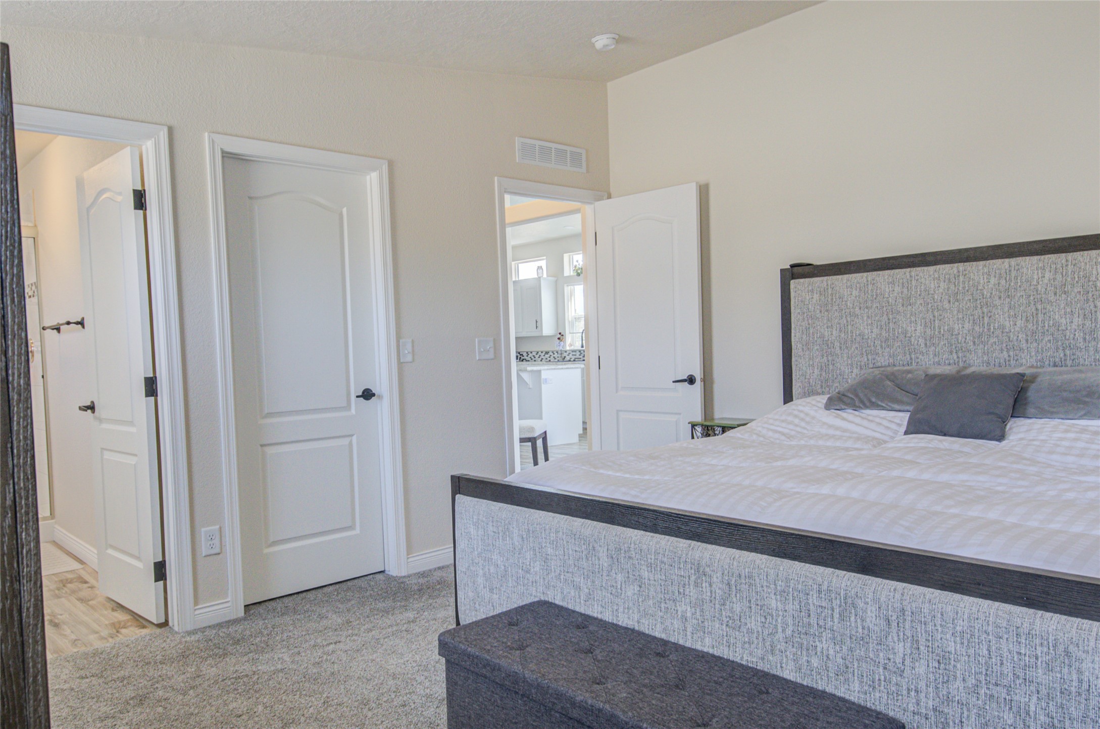 5610 Hauser Damn Road Property Photo 29