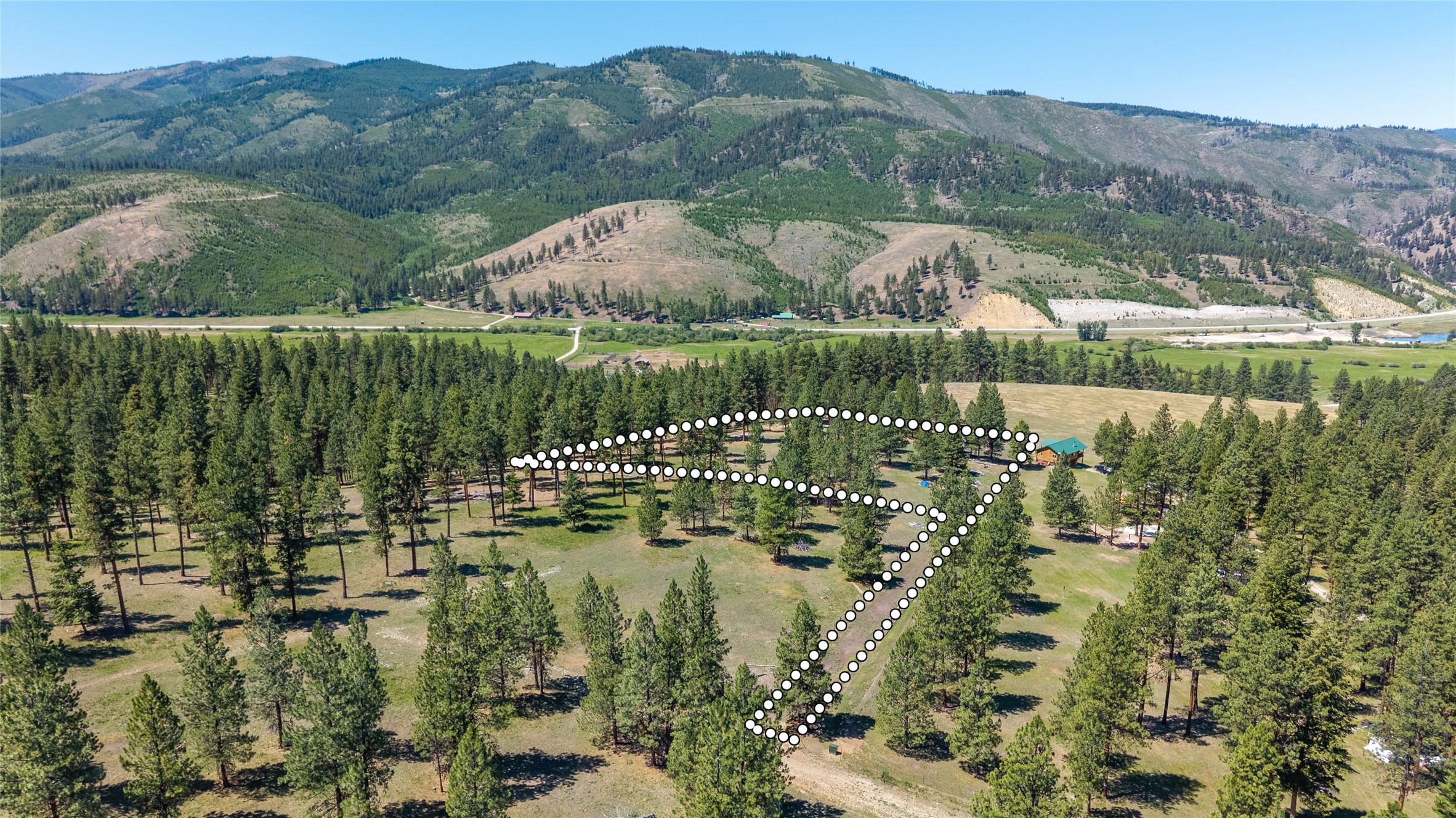 404 Reimel Loop Property Photo 1