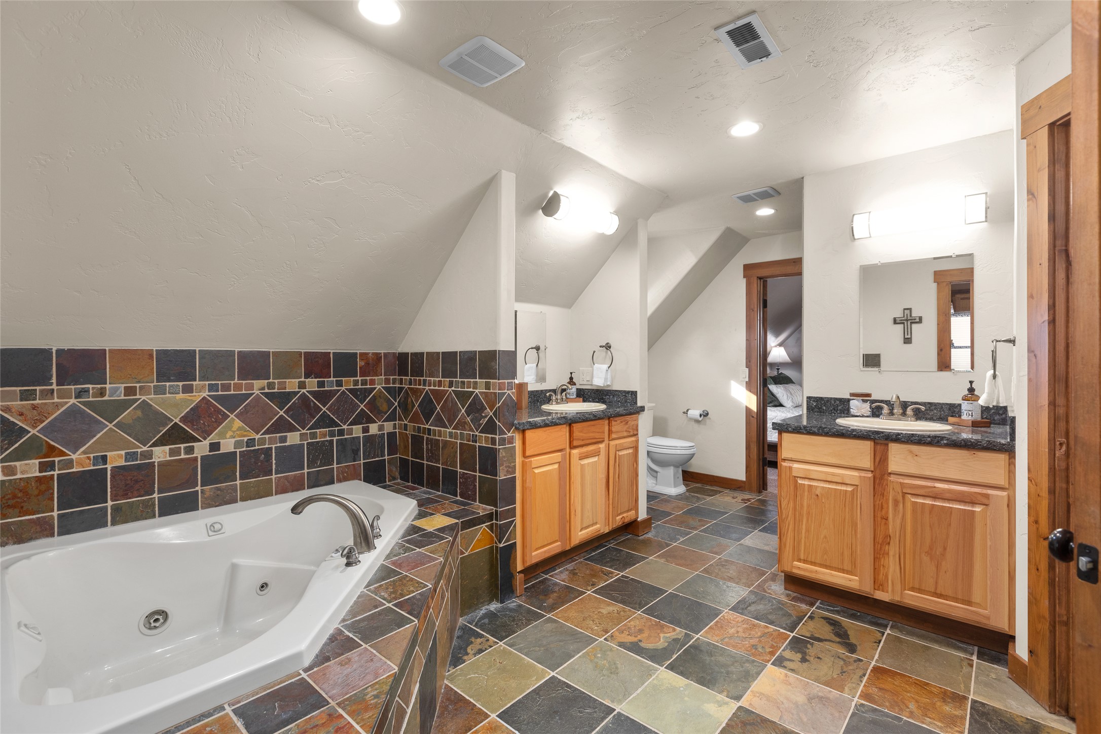 1335 Mooring Road Property Photo 44