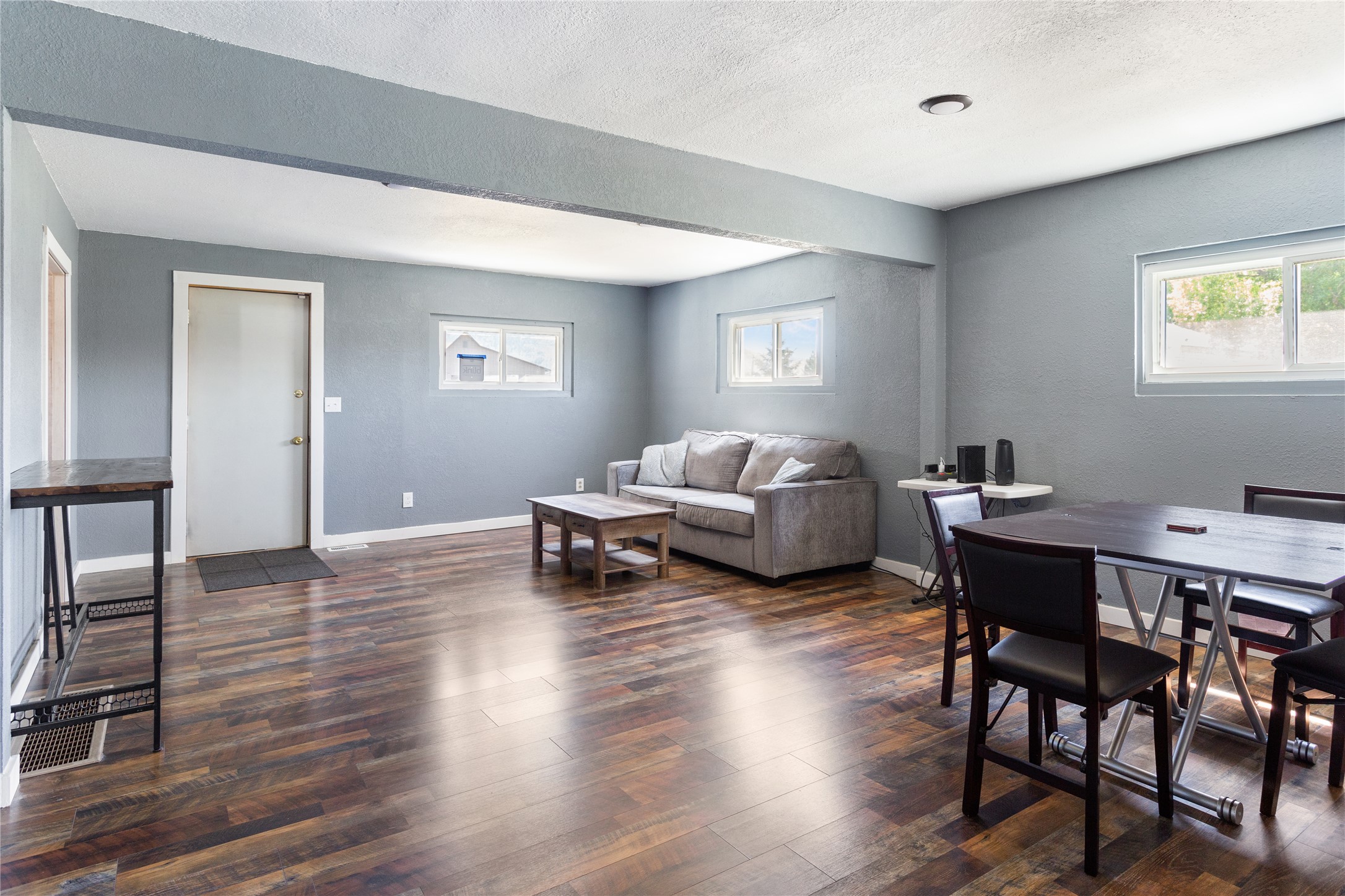 4053 Wynne Avenue Property Photo 10