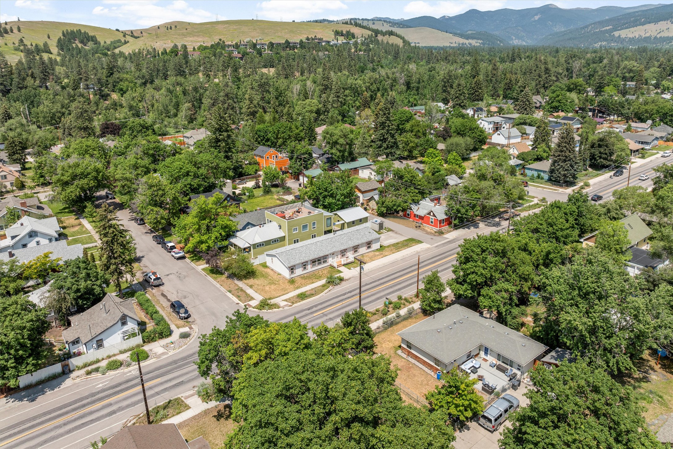 838 Locust Street Property Photo 39