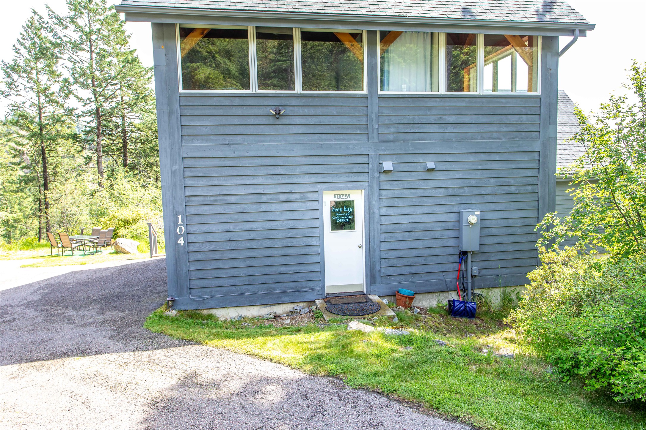 100 & 104 Deep Bay Drive Property Photo 11