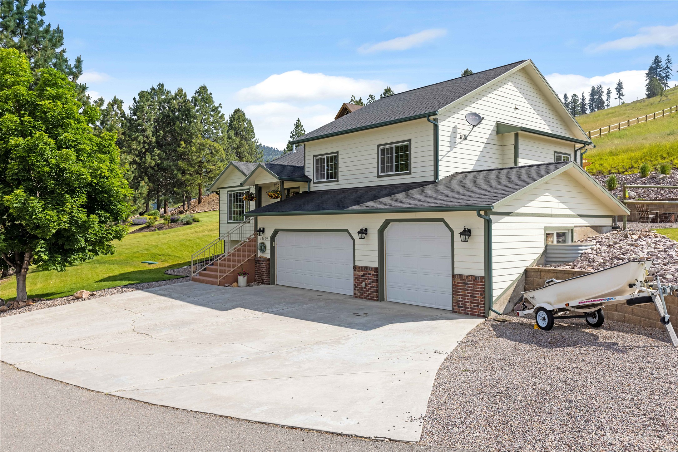 15409 Savik Lane