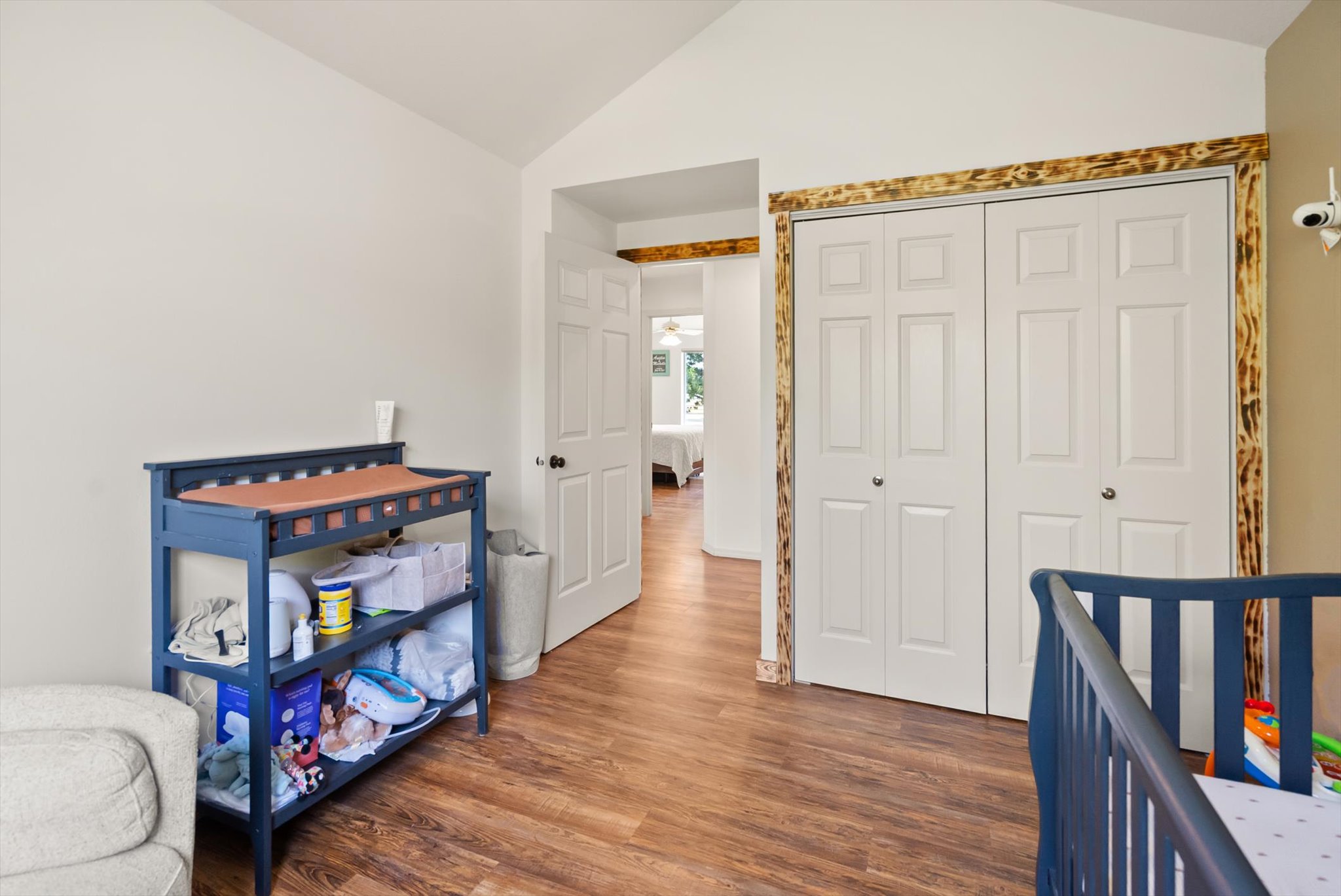 457 Addison Square Property Photo 21
