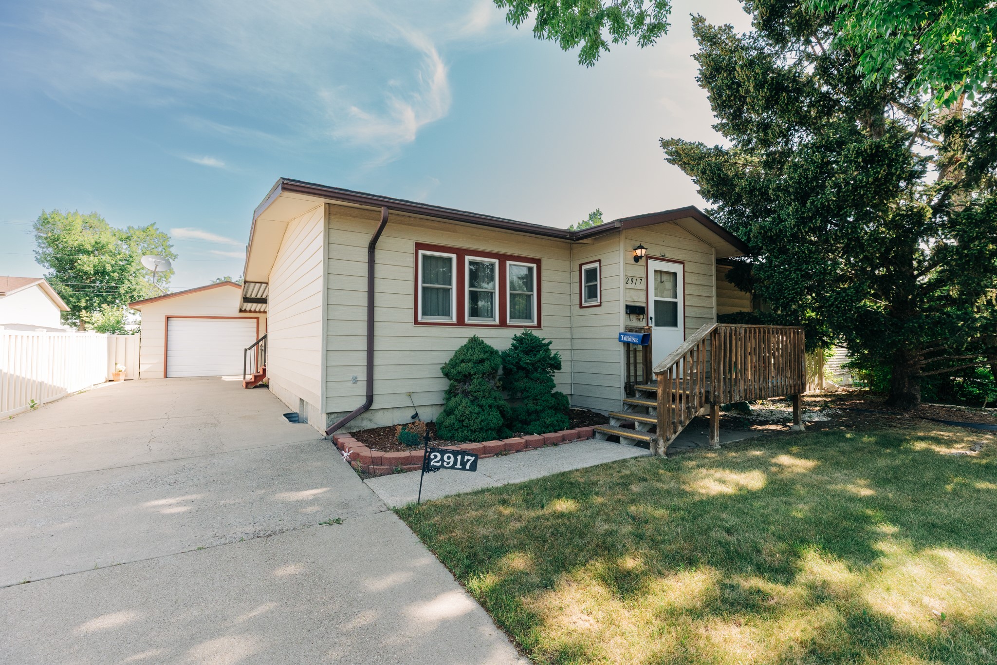 2917 8th Avenue N Property Photo 1
