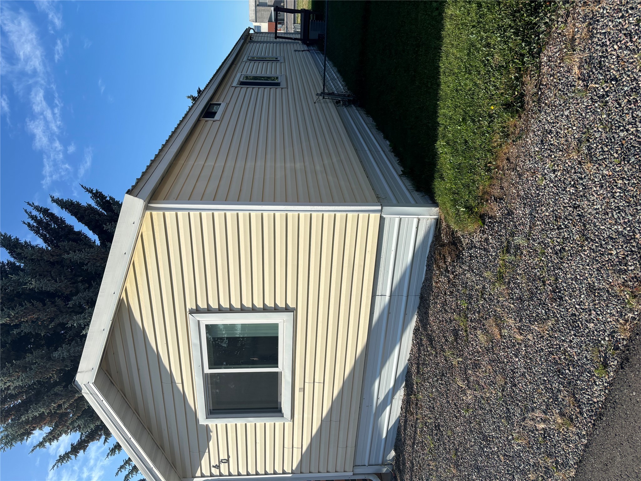 1813 S Reserve Street Property Photo 2