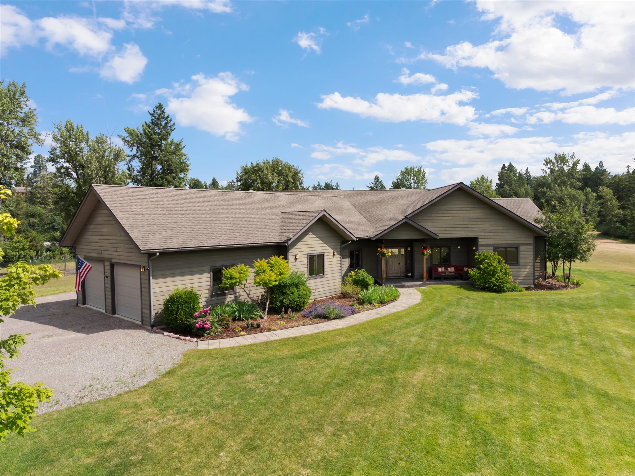 1398 Waters Edge Way Property Photo 22