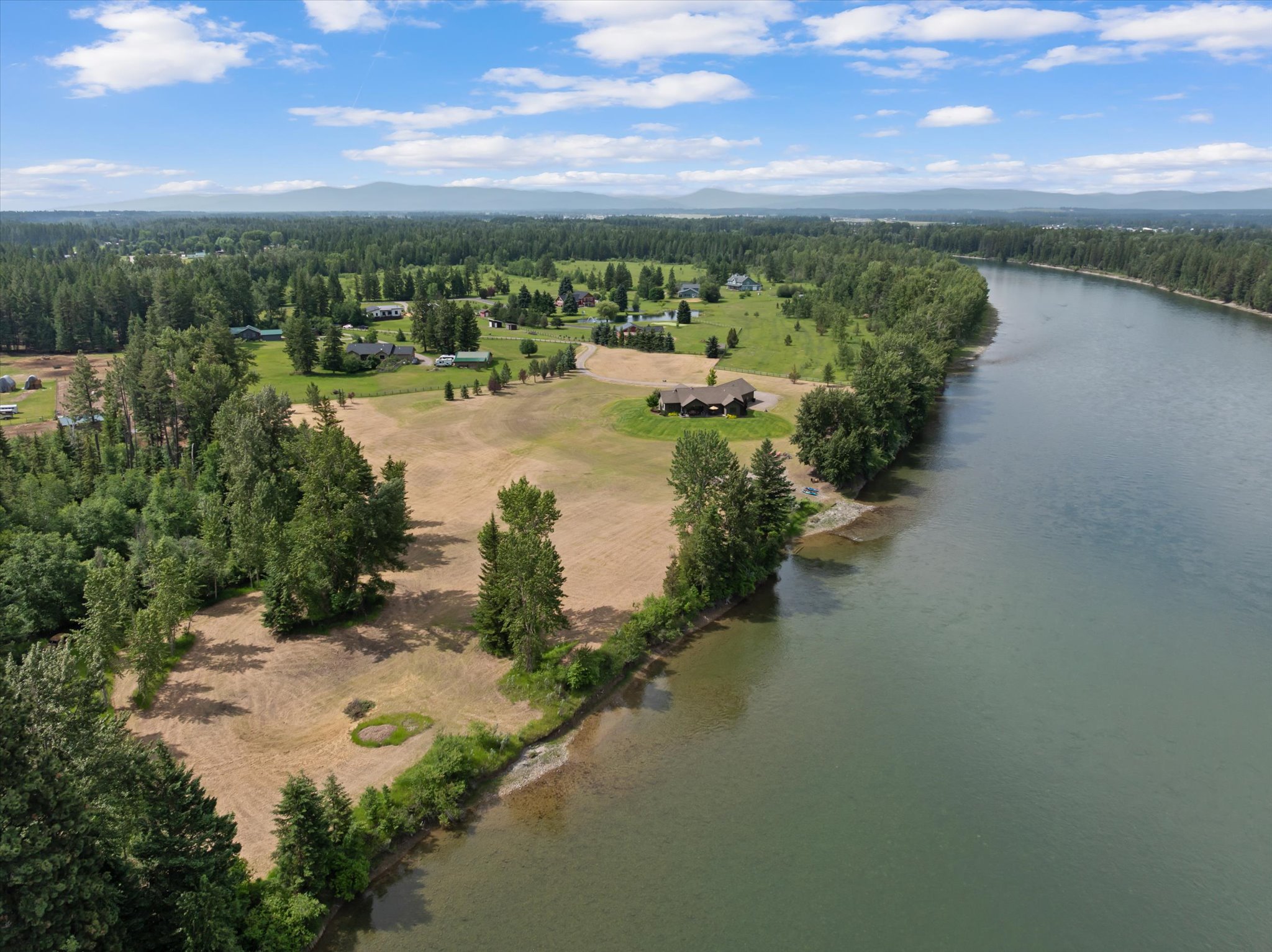 1398 Waters Edge Way Property Photo 27