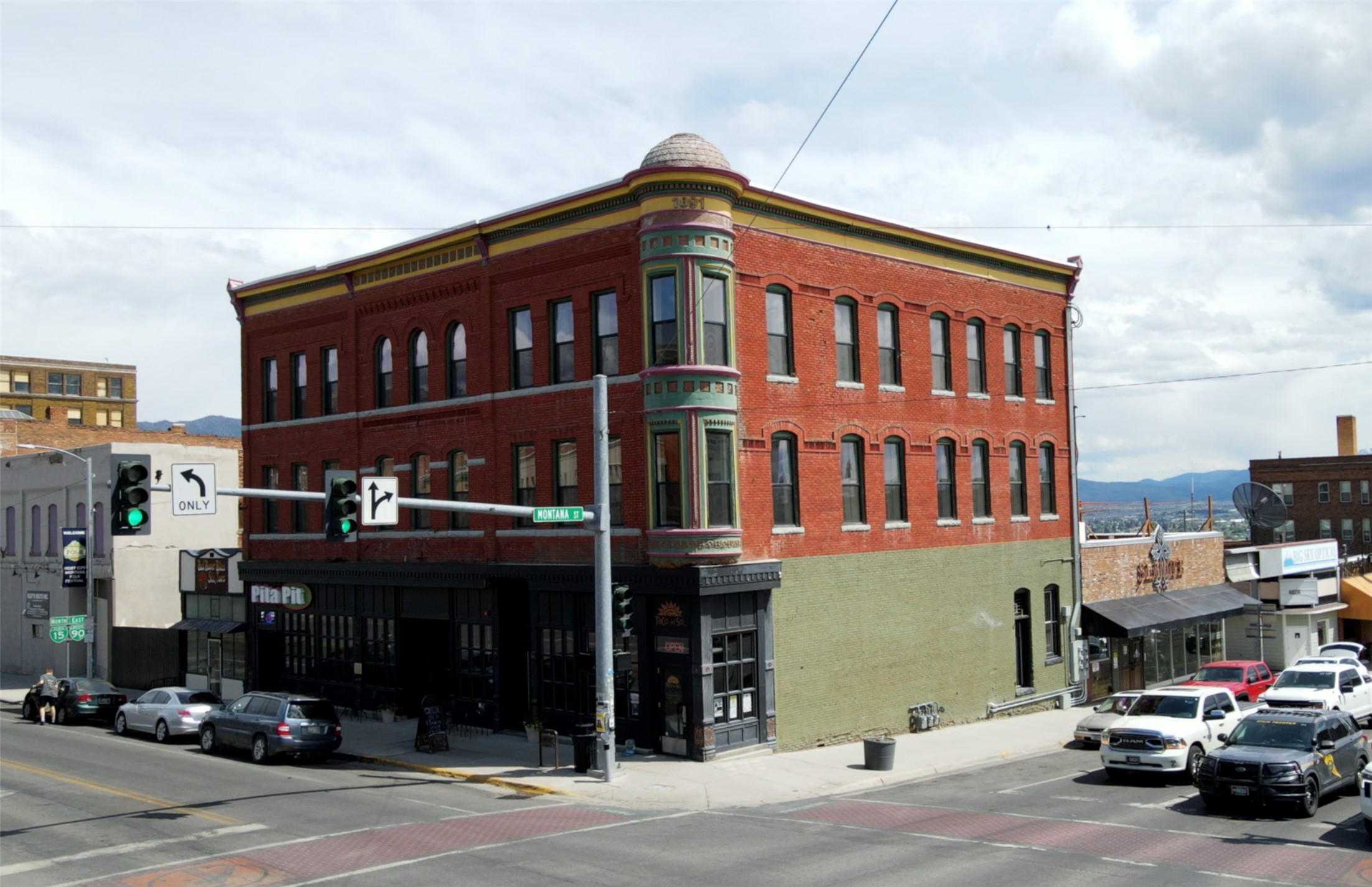 140 W Park Street Property Photo