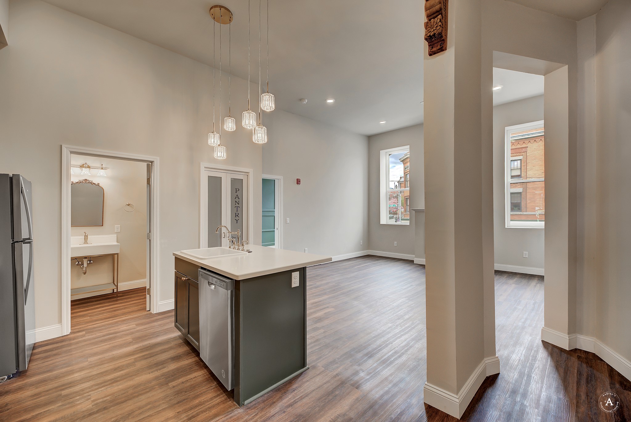 140 W Park Street Property Photo 65