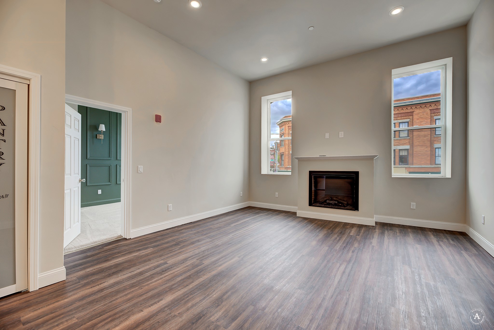 140 W Park Street Property Photo 69