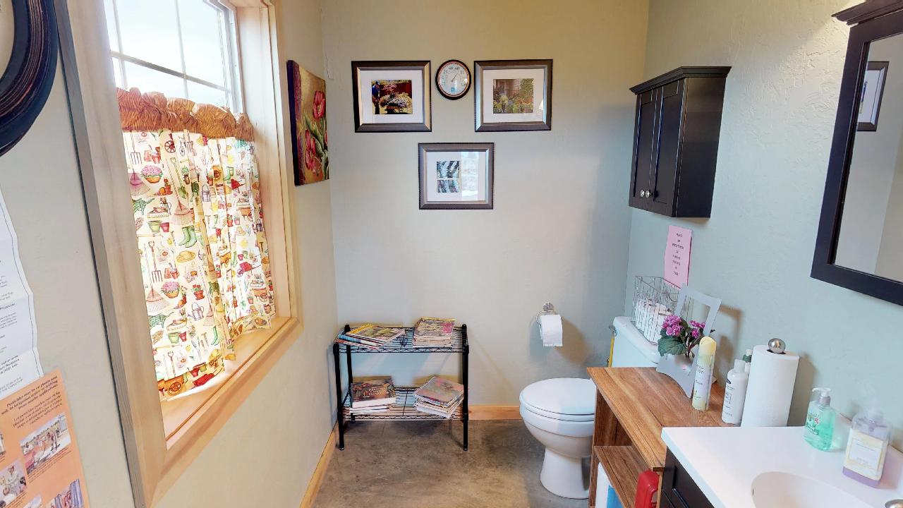 33989 Fox Road Property Photo 9