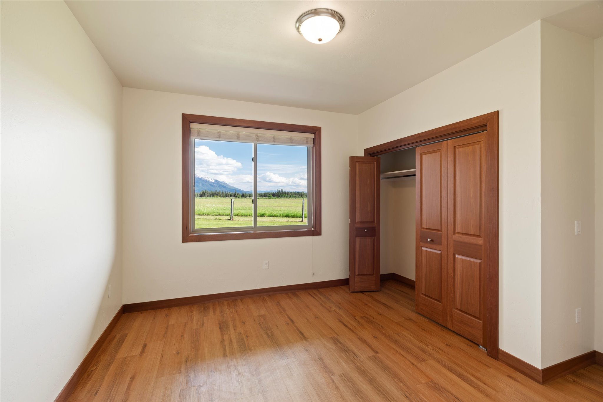575 Eisenhower Street Se Property Photo 28