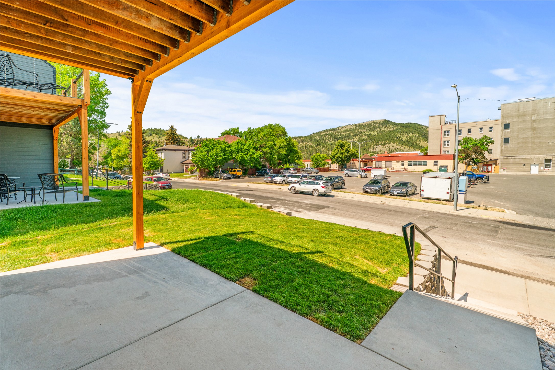 37 S Rodney Street Property Photo 6