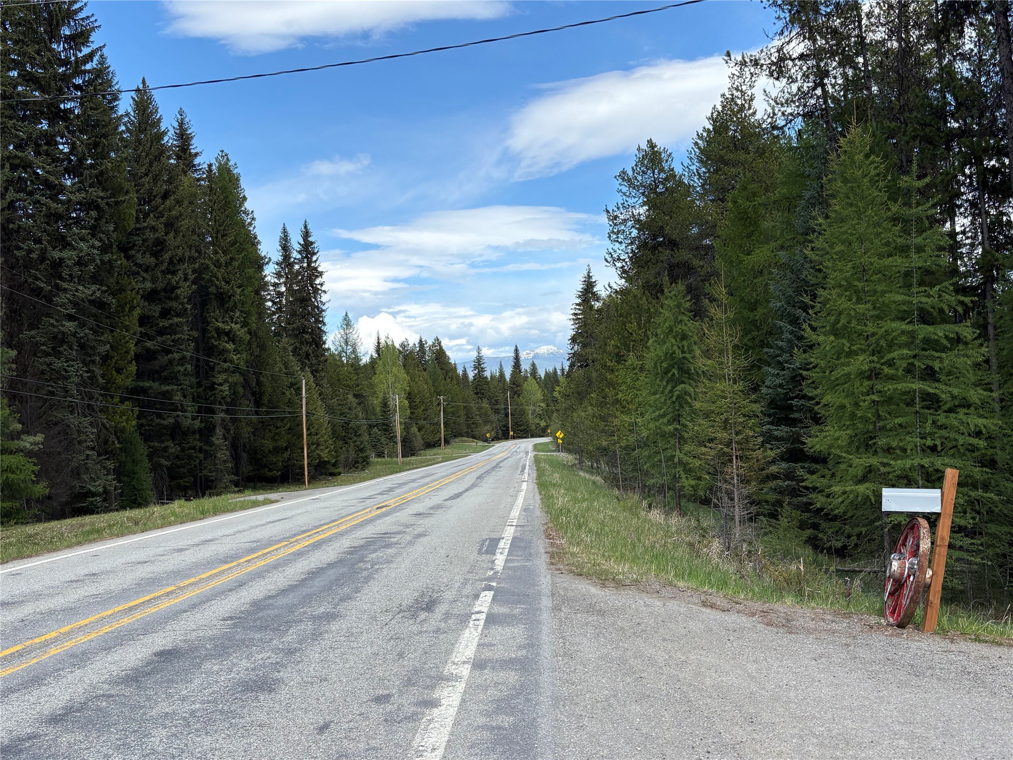 27687 Yaak River Road Property Photo 6