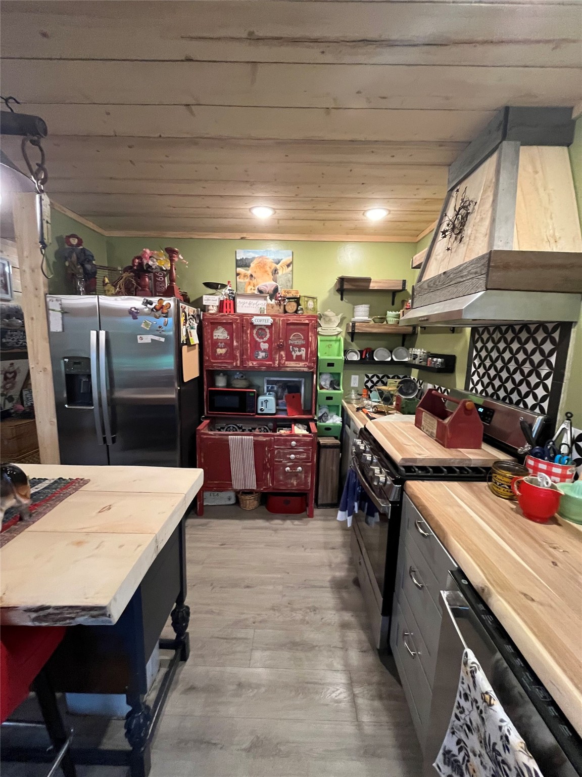 27687 Yaak River Road Property Photo 41