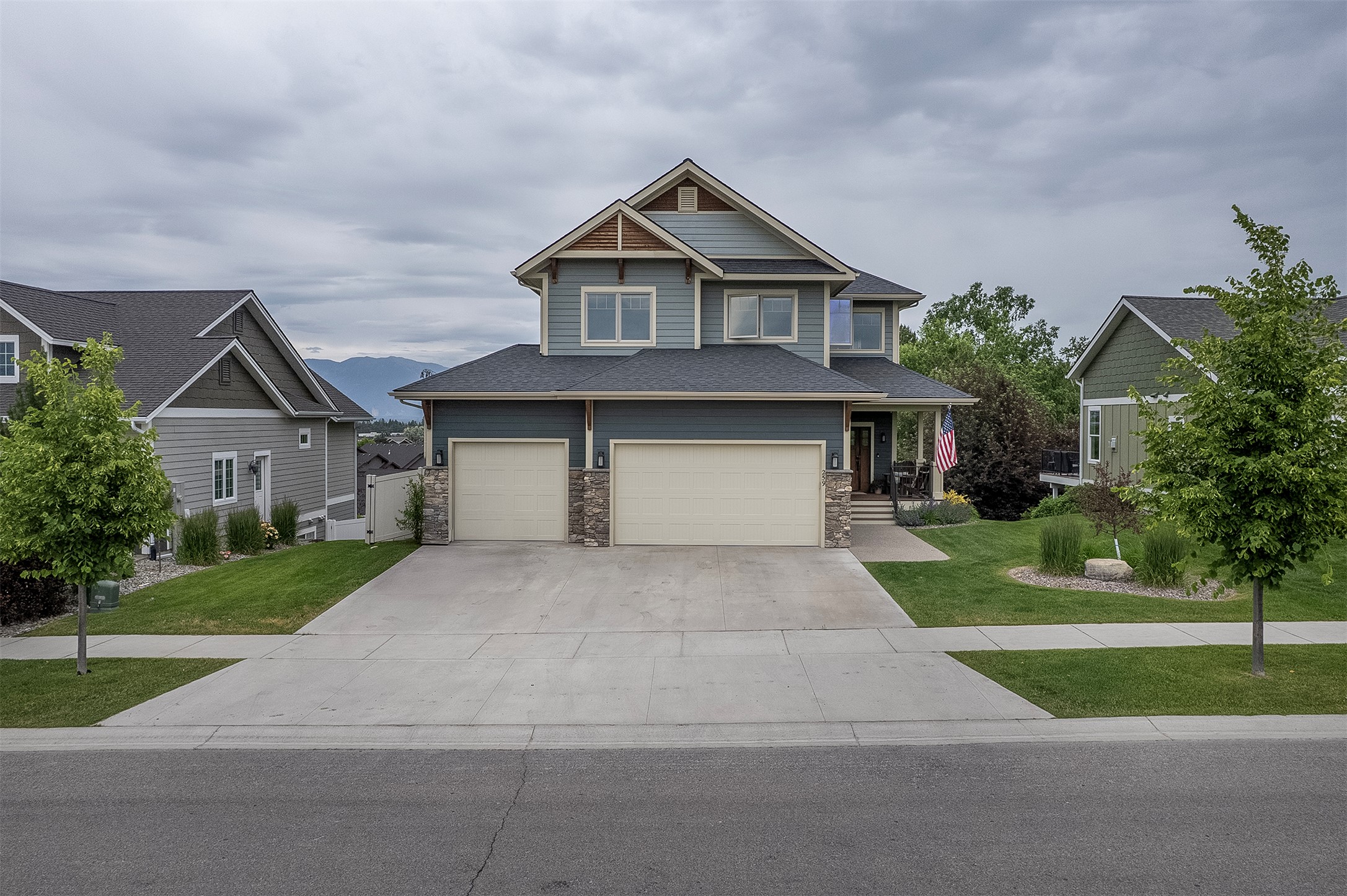 259 Northland Drive Property Photo 1