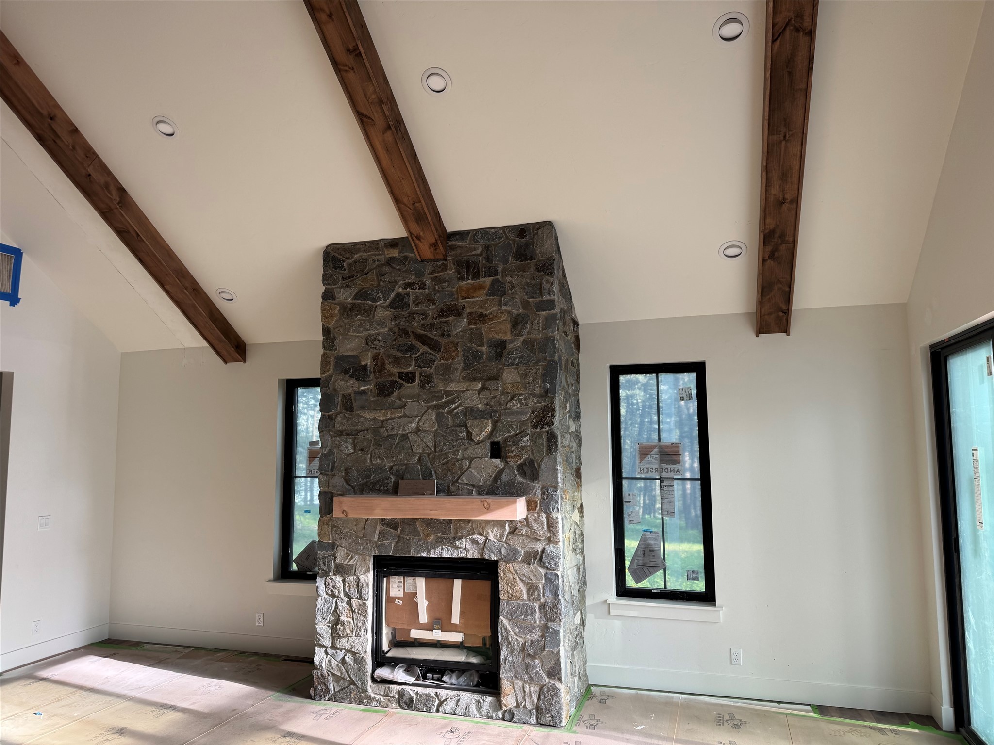 1818 Echo Cabin Loop Property Photo 4