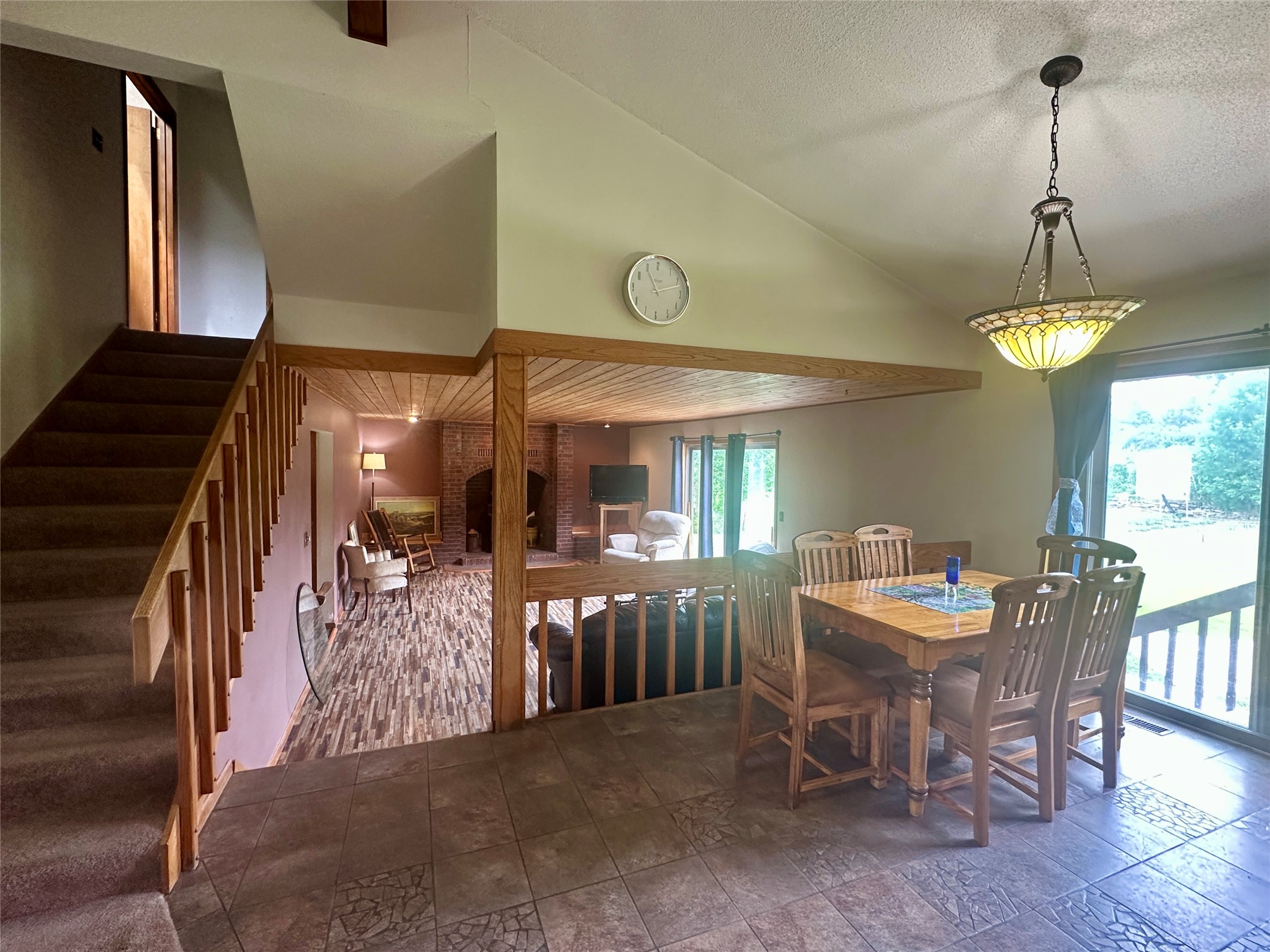 952 Chestnut Avenue Property Photo 18